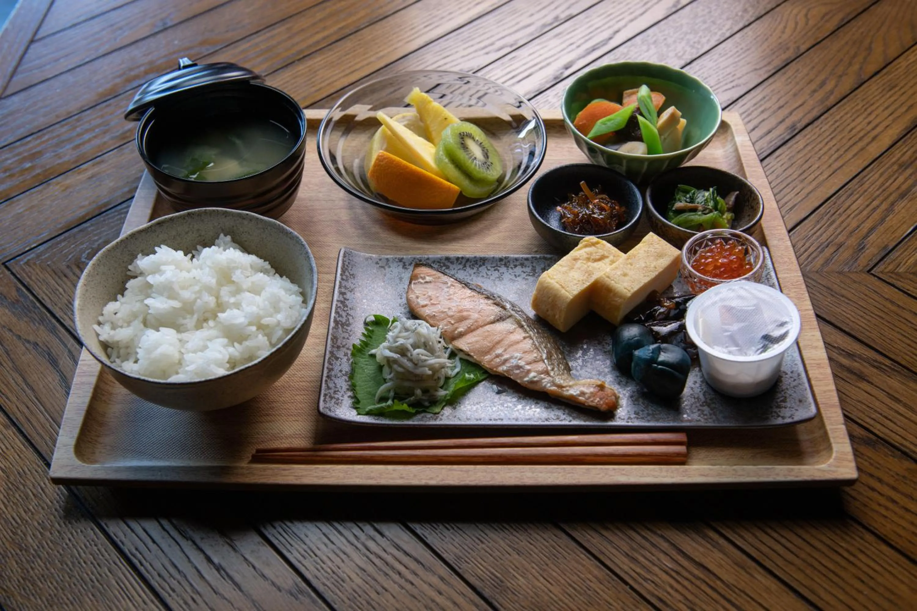Breakfast in Yu Kiroro, Ski-in Ski-out Luxury Residences