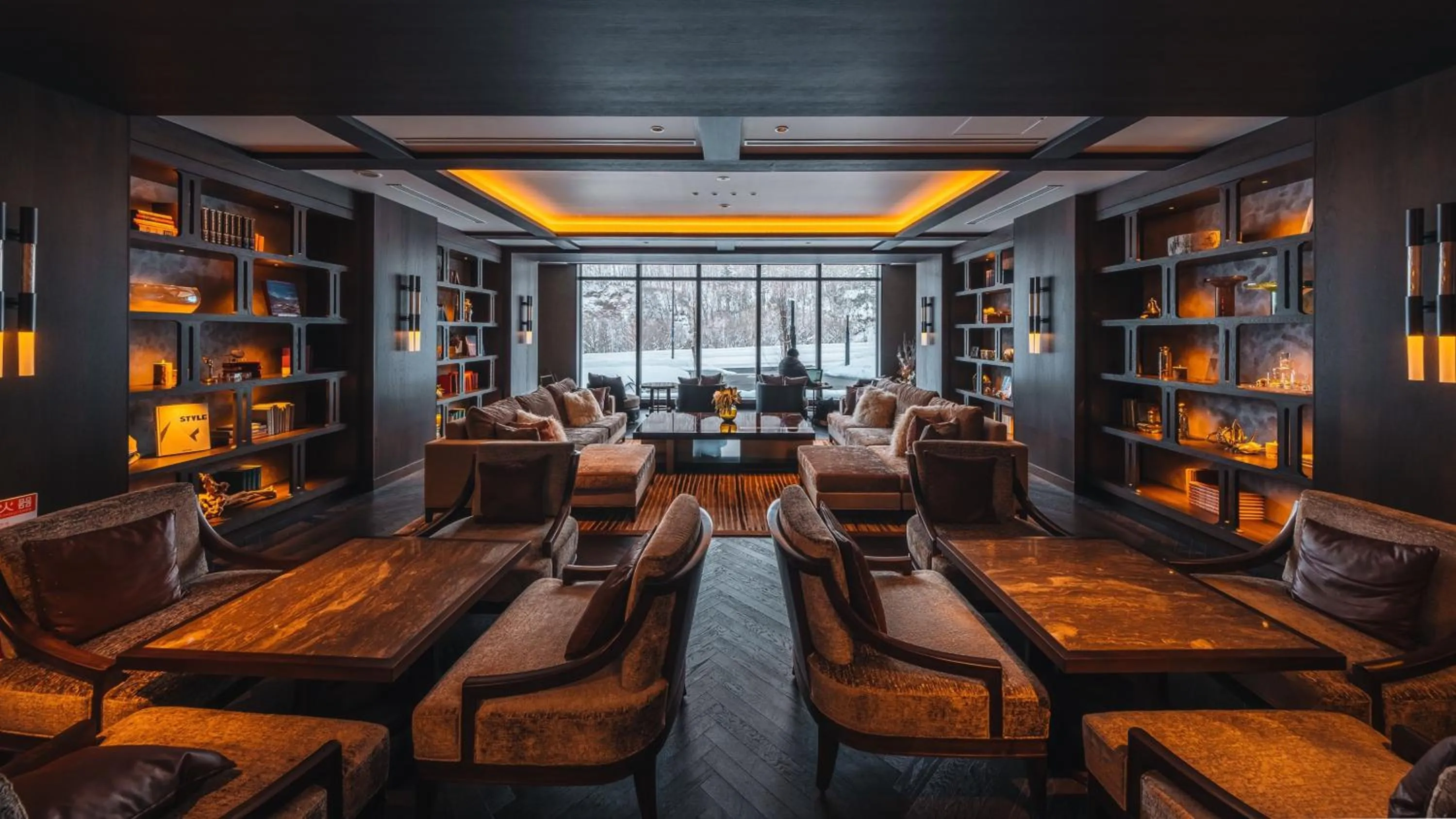 Lounge or bar in Yu Kiroro, Ski-in Ski-out Luxury Residences