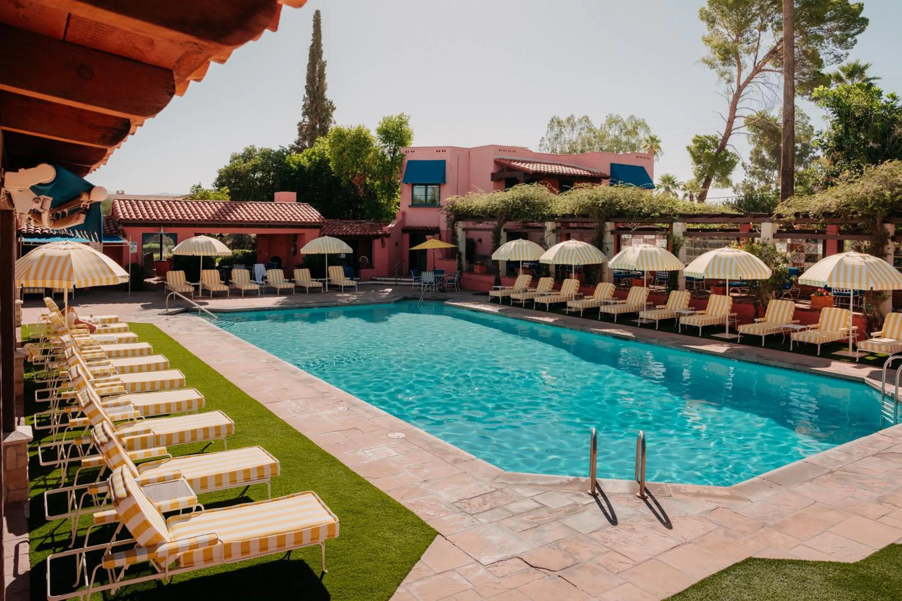 Spring in Arizona Inn