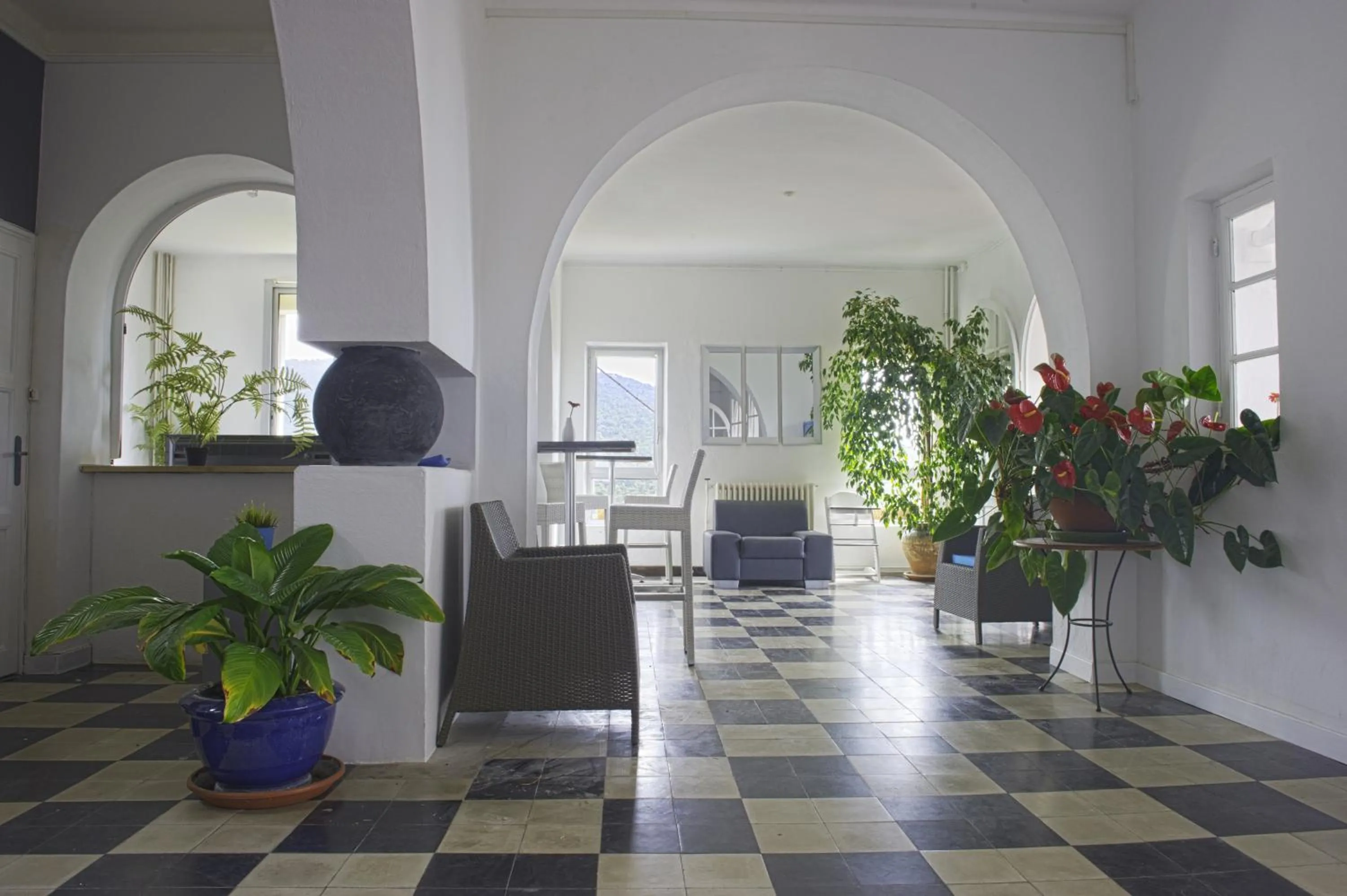 Living room in Azur Hotel