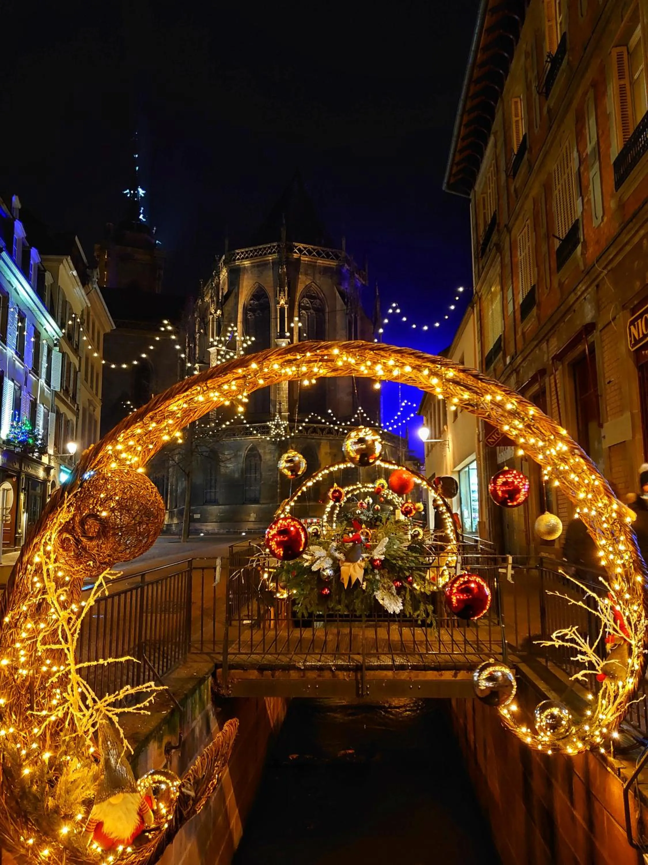 Night in Hotel Saint-Martin