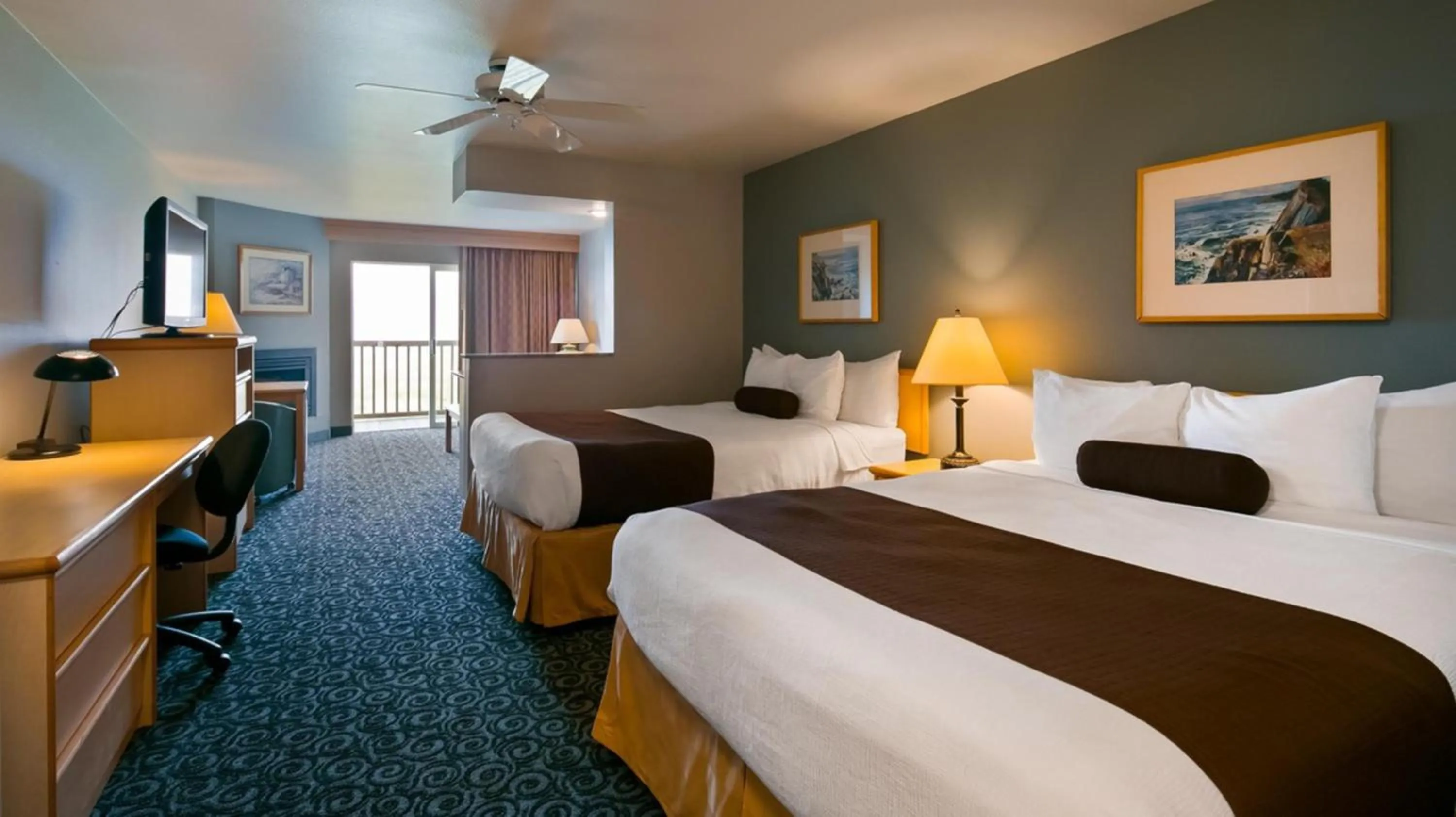 Bedroom, Bed in Lighthouse Suites Inn