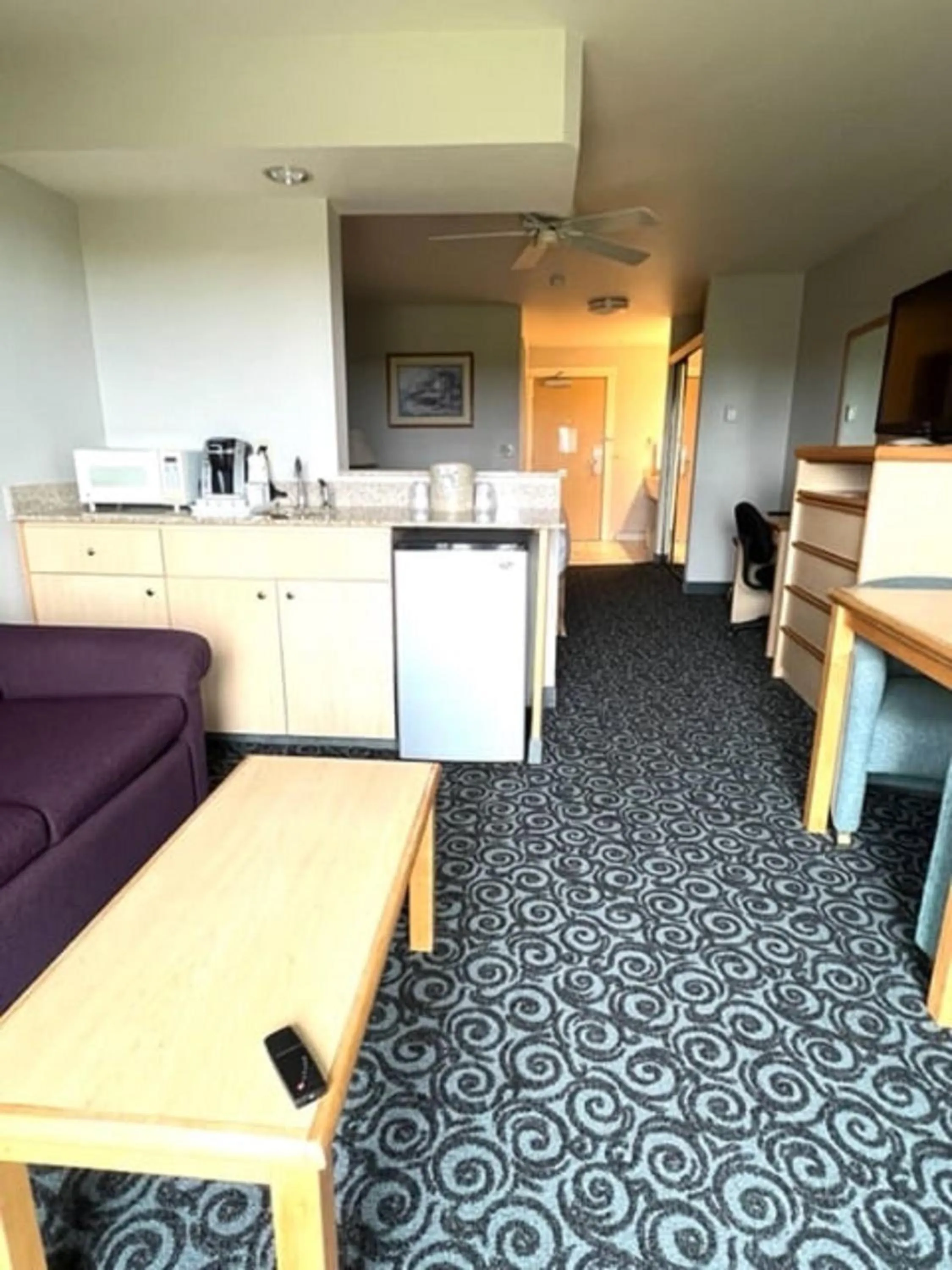 Kitchen or kitchenette in Lighthouse Suites Inn