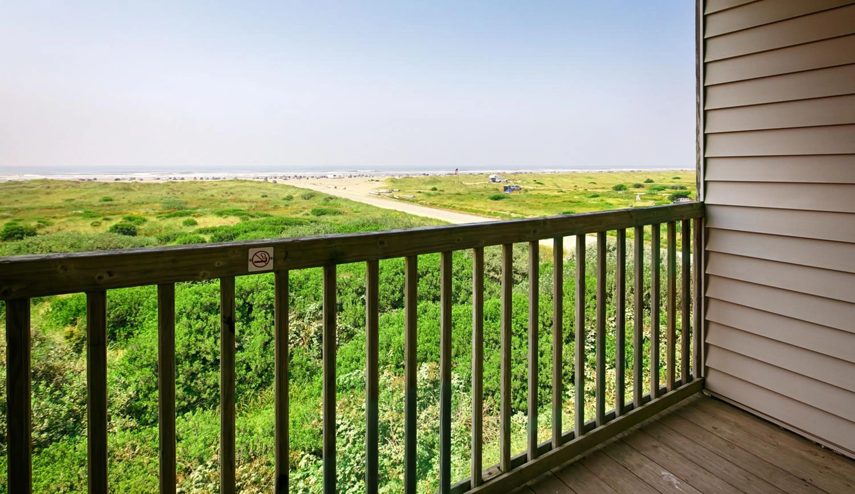 Day in Lighthouse Suites Inn