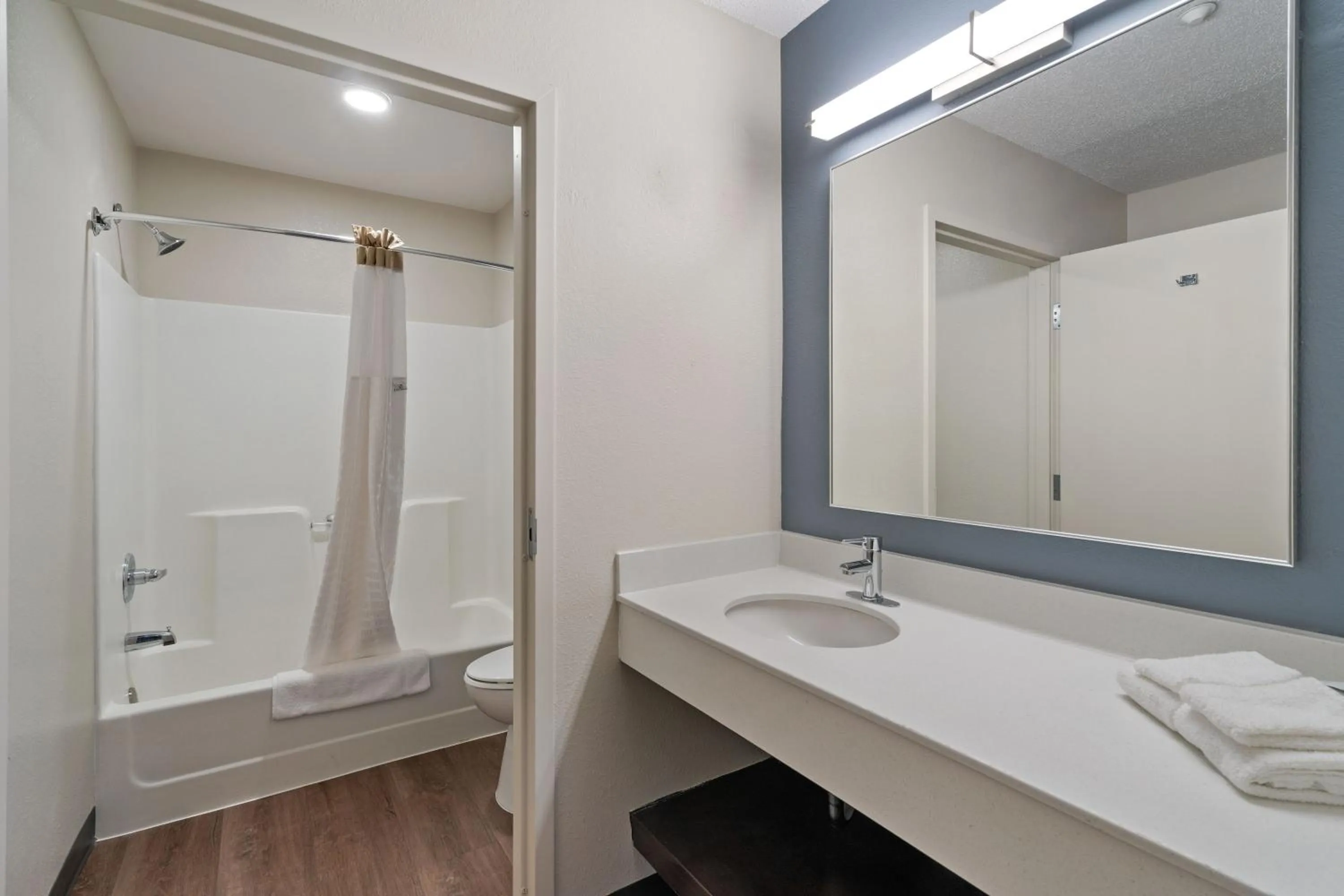 Bathroom in Extended Stay America Suites - Washington, DC - Centreville - Manassas