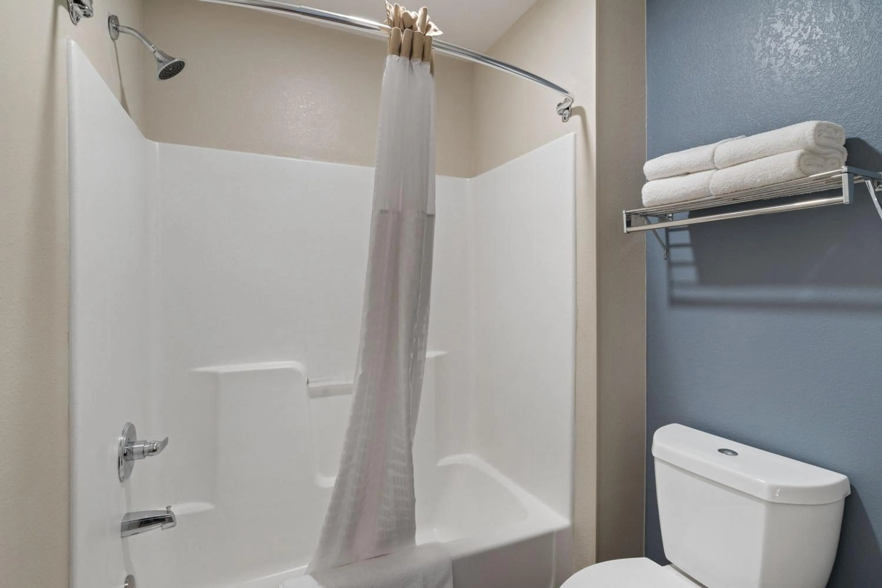 Bathroom in Extended Stay America Suites - Washington, DC - Centreville - Manassas