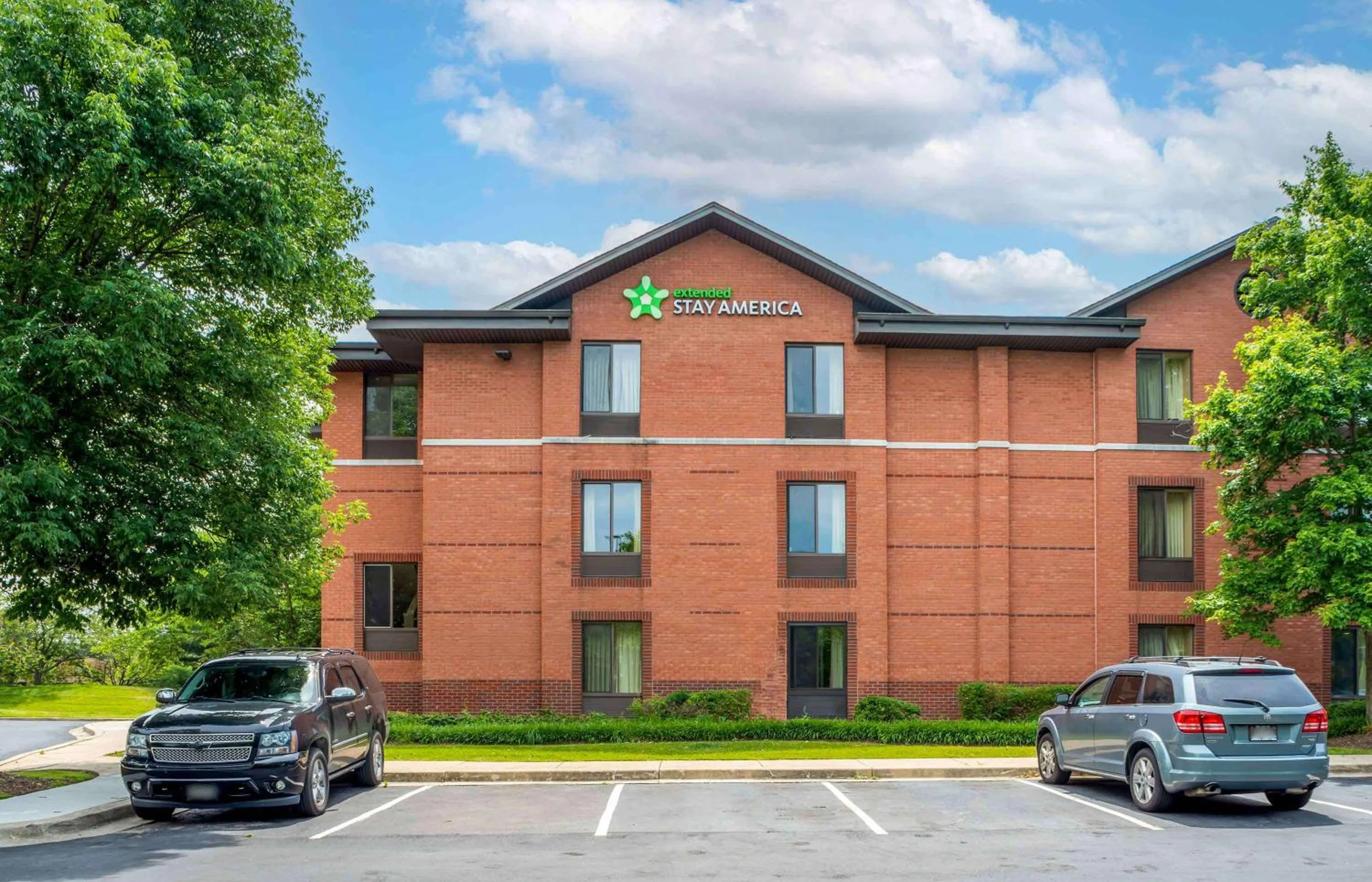 Property building in Extended Stay America Select Suites - Columbia - Gateway Drive
