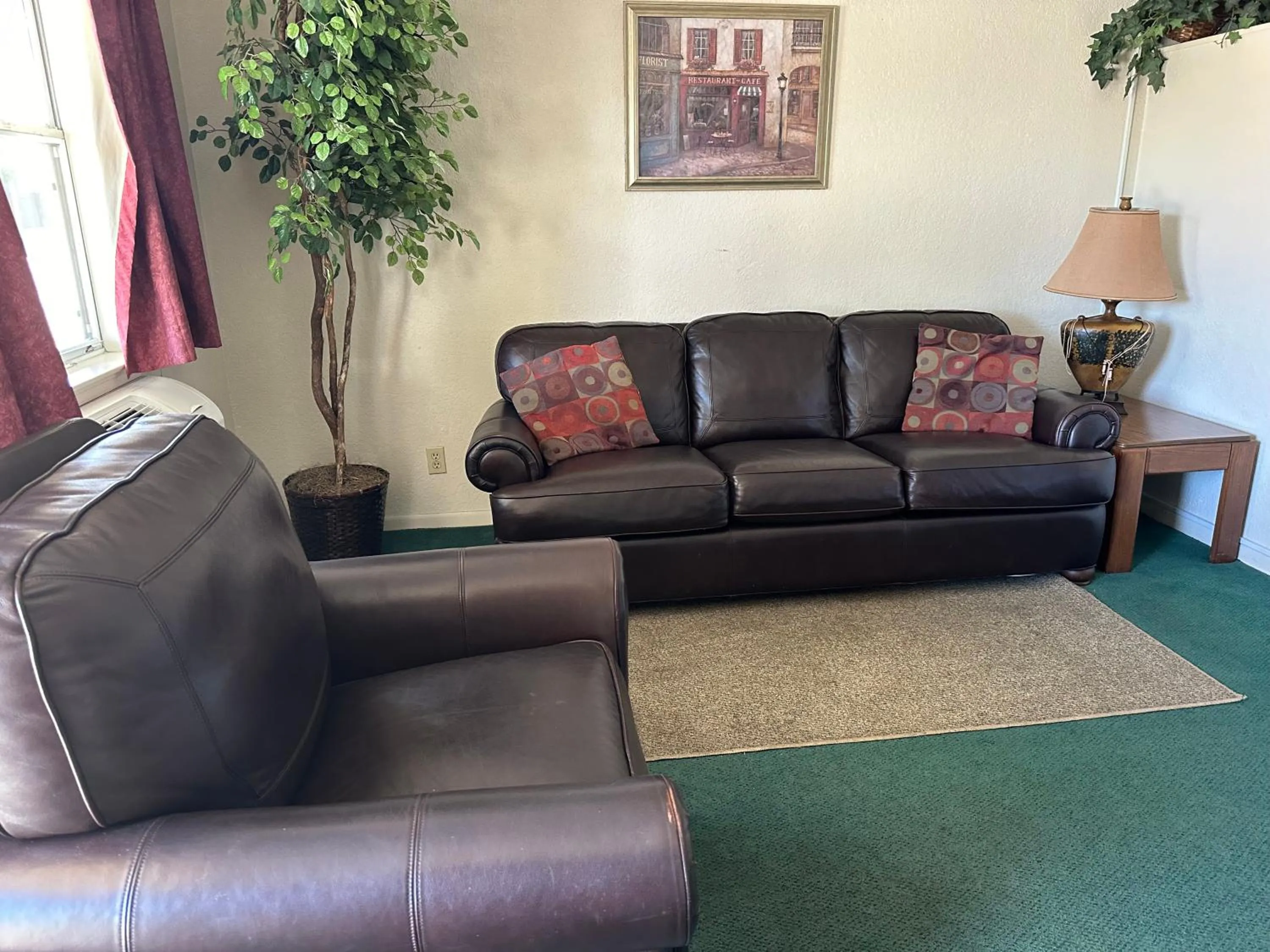 Sunset Inn and Suites