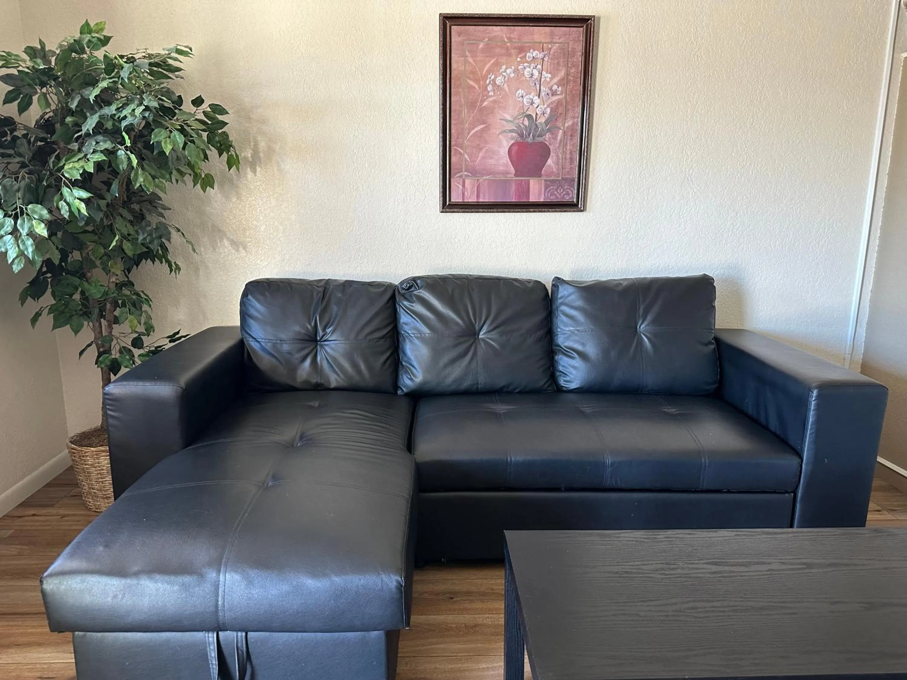 Sunset Inn and Suites