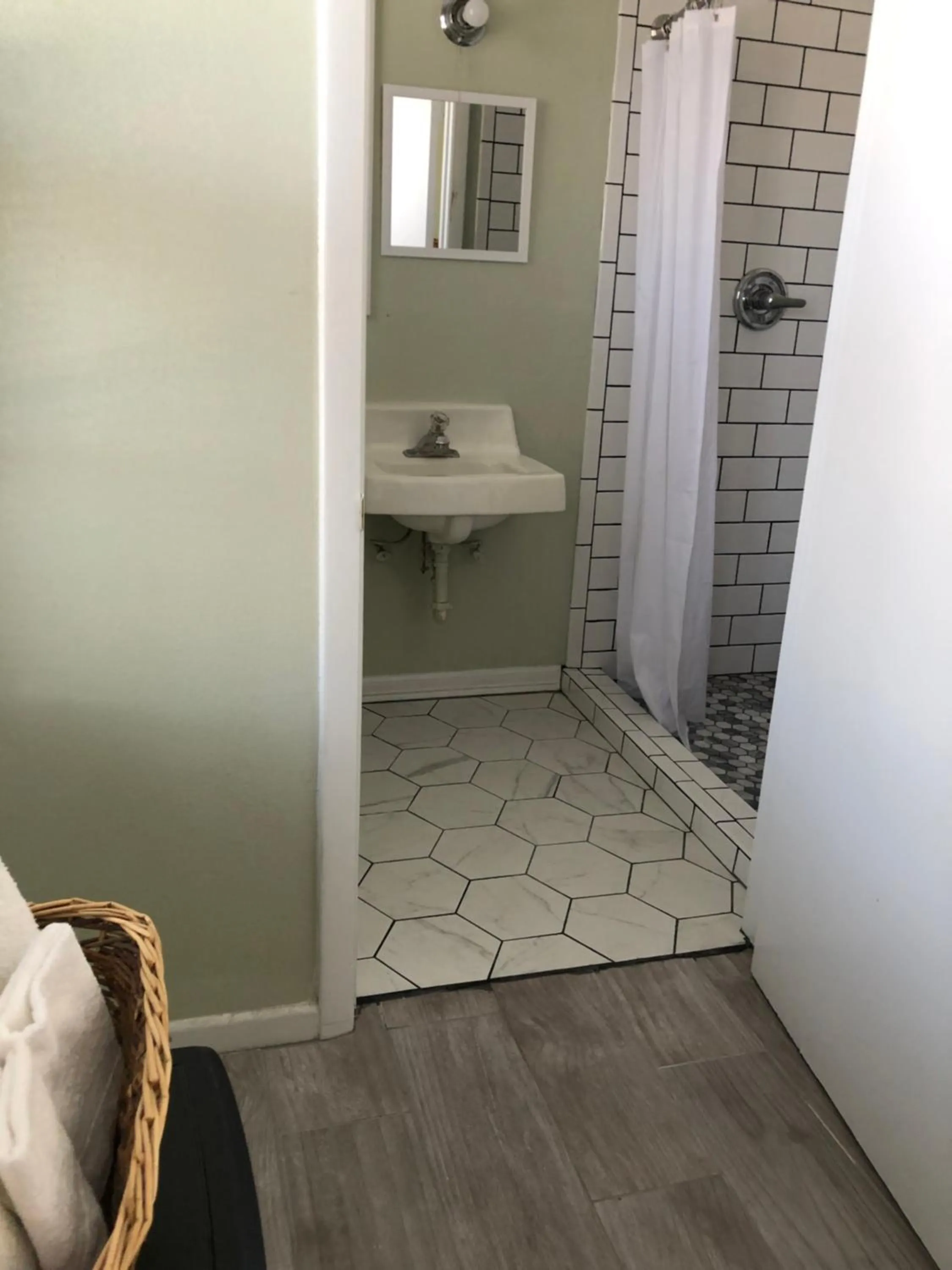 Sunset Inn and Suites