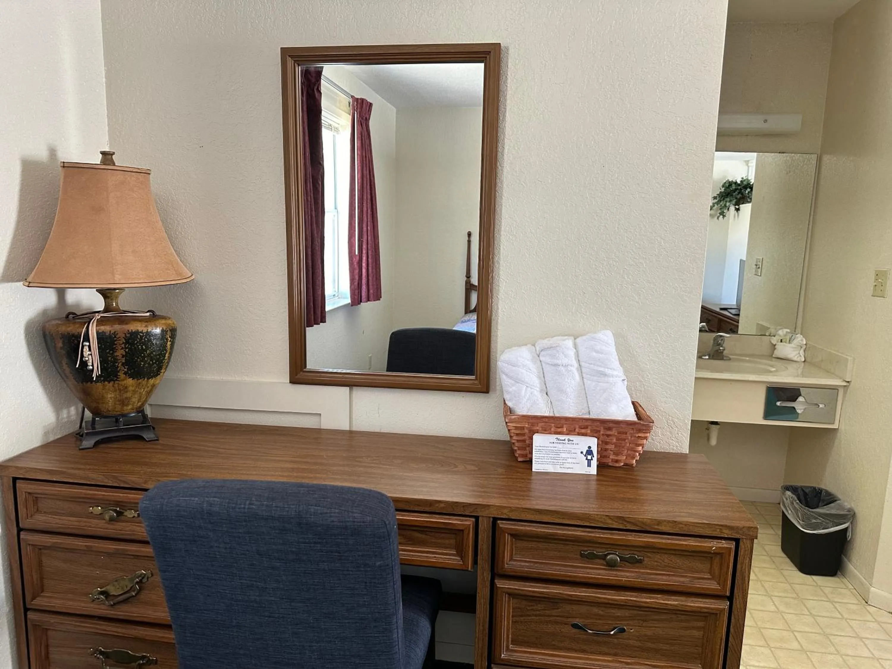 Sunset Inn and Suites