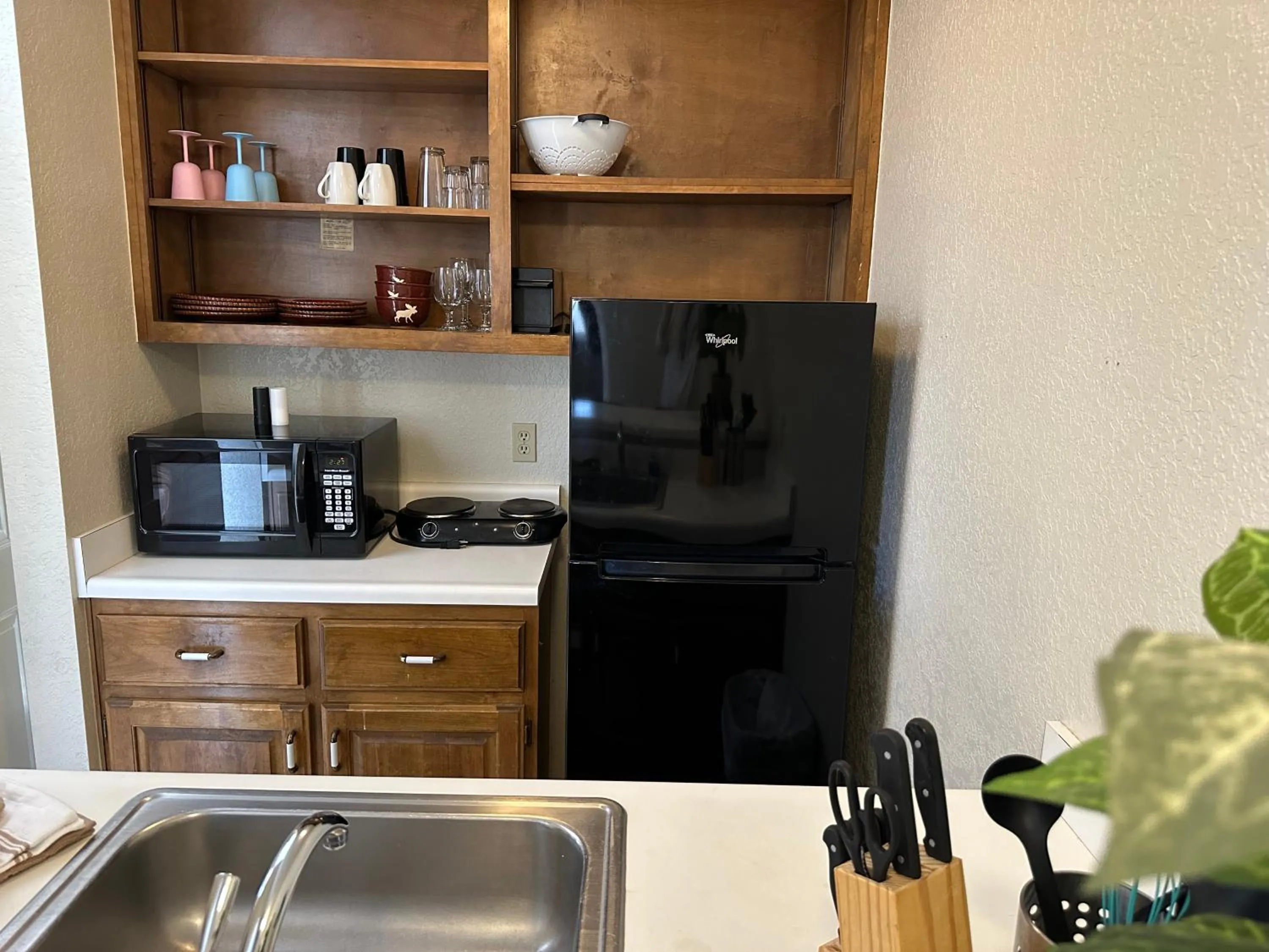 Sunset Inn and Suites