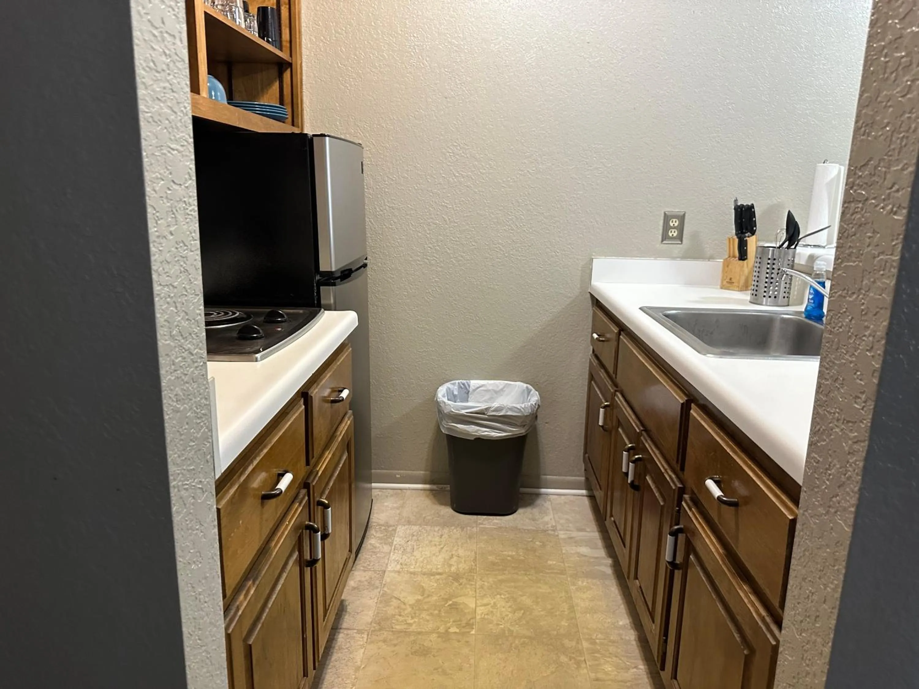 Sunset Inn and Suites