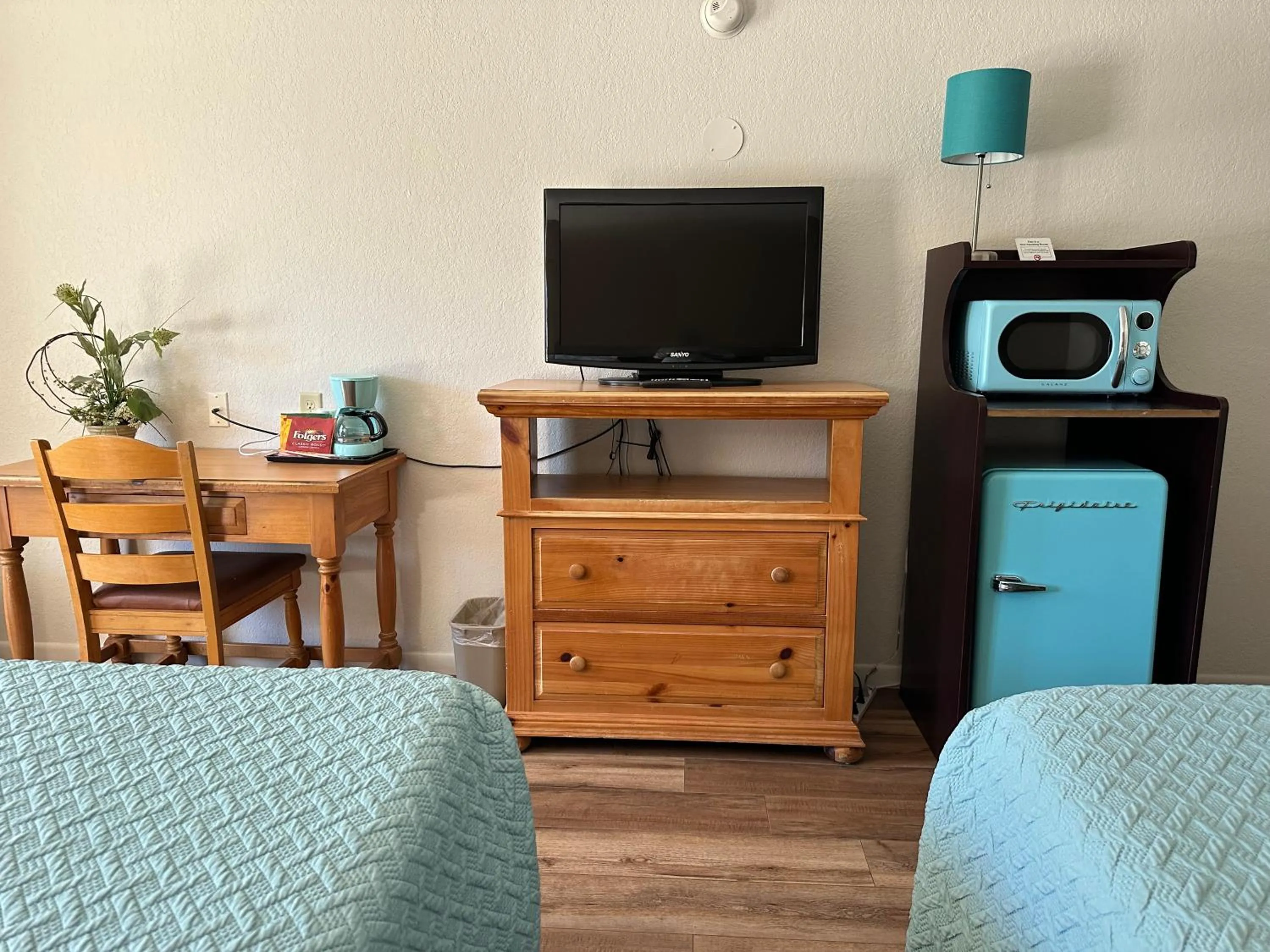 Sunset Inn and Suites