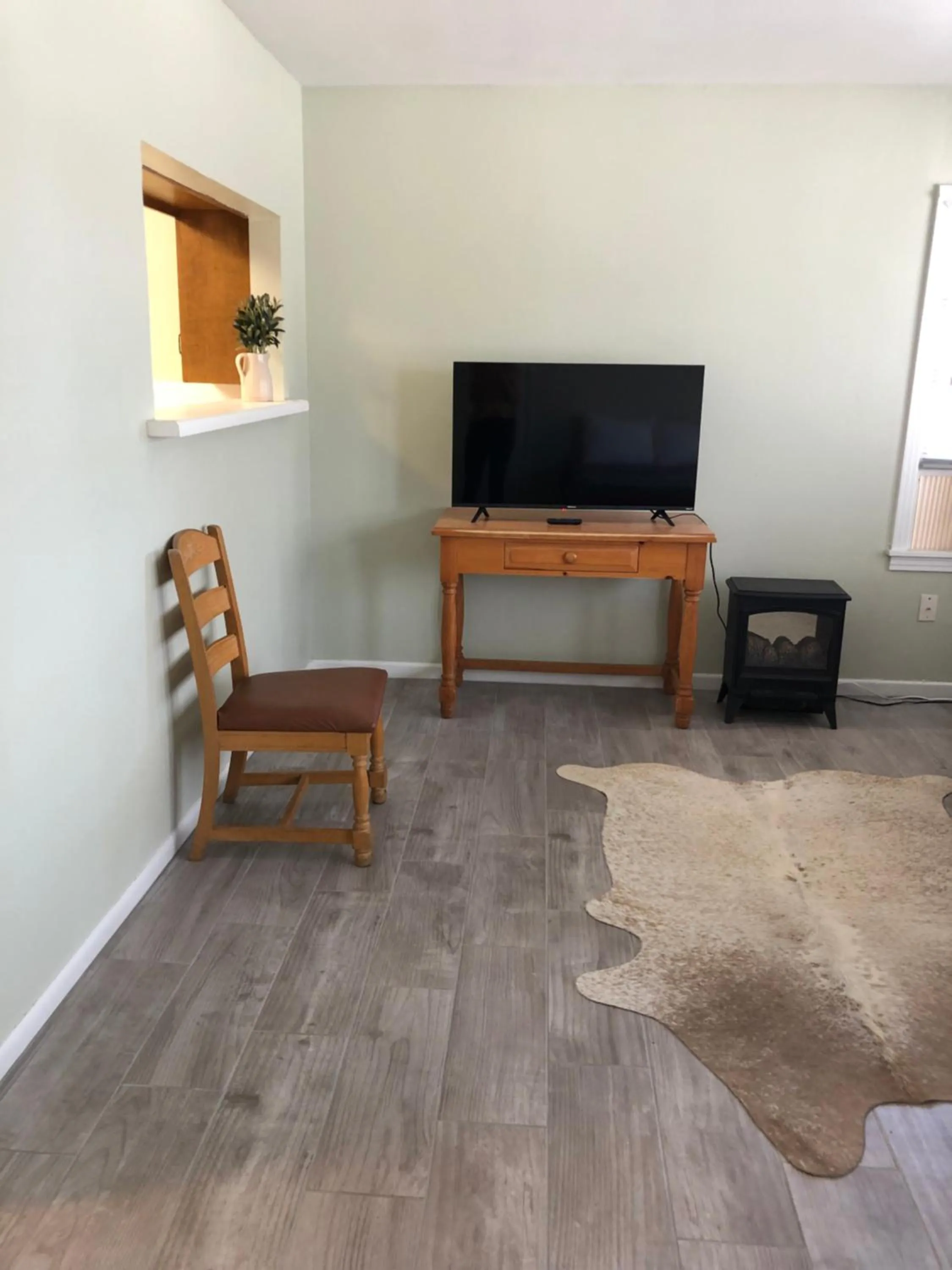 Sunset Inn and Suites