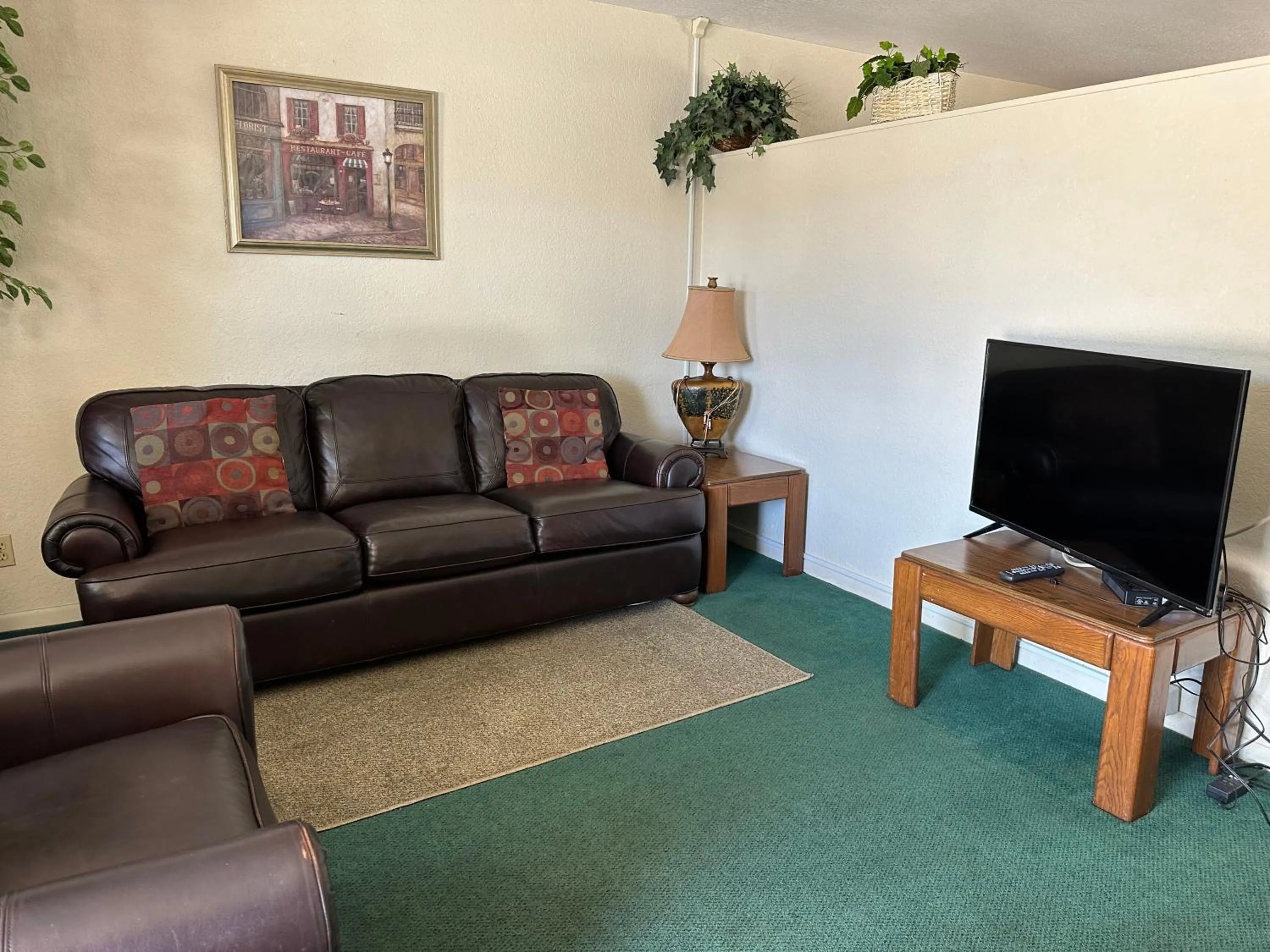 Sunset Inn and Suites