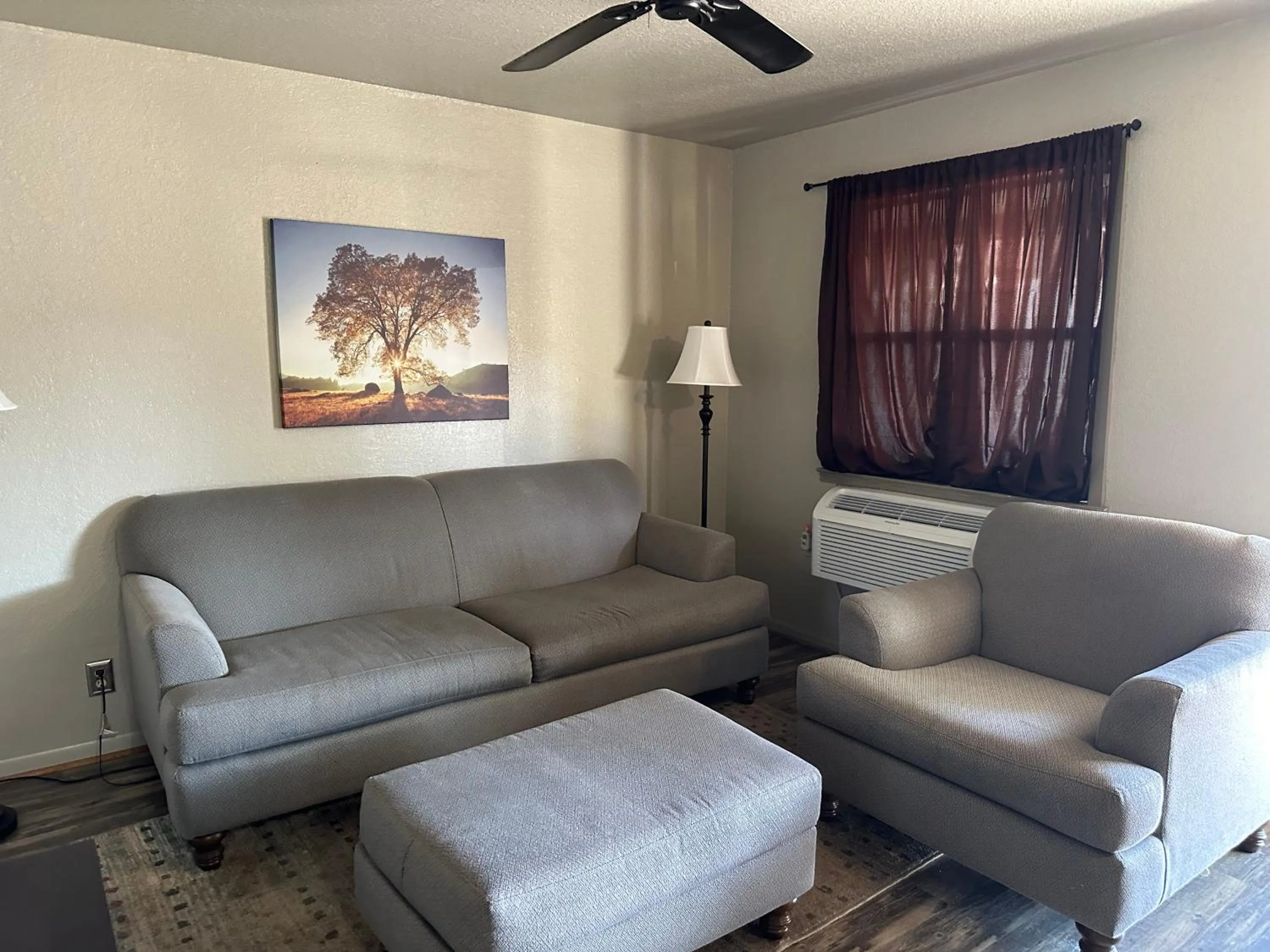 Sunset Inn and Suites