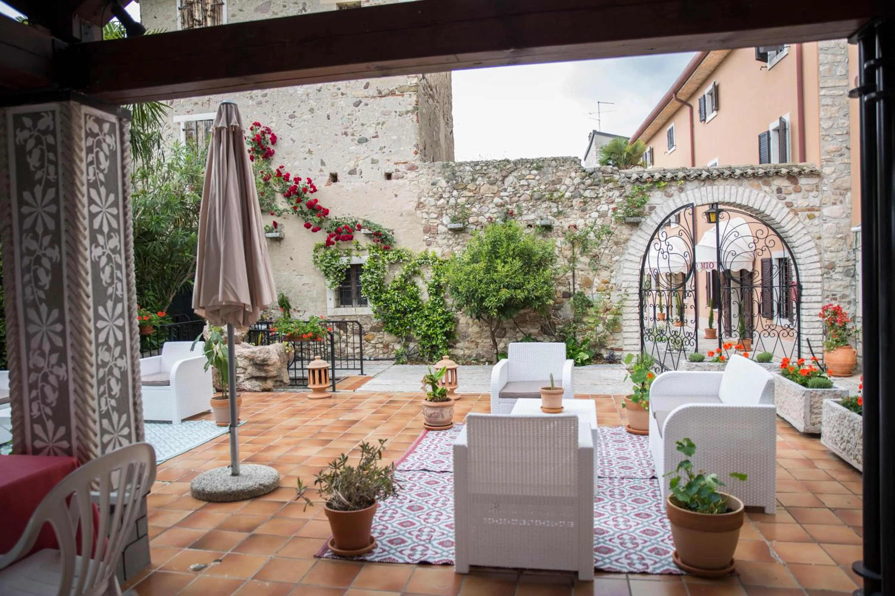 Patio in Albergo Mio Boutique Hotel - Adults Only