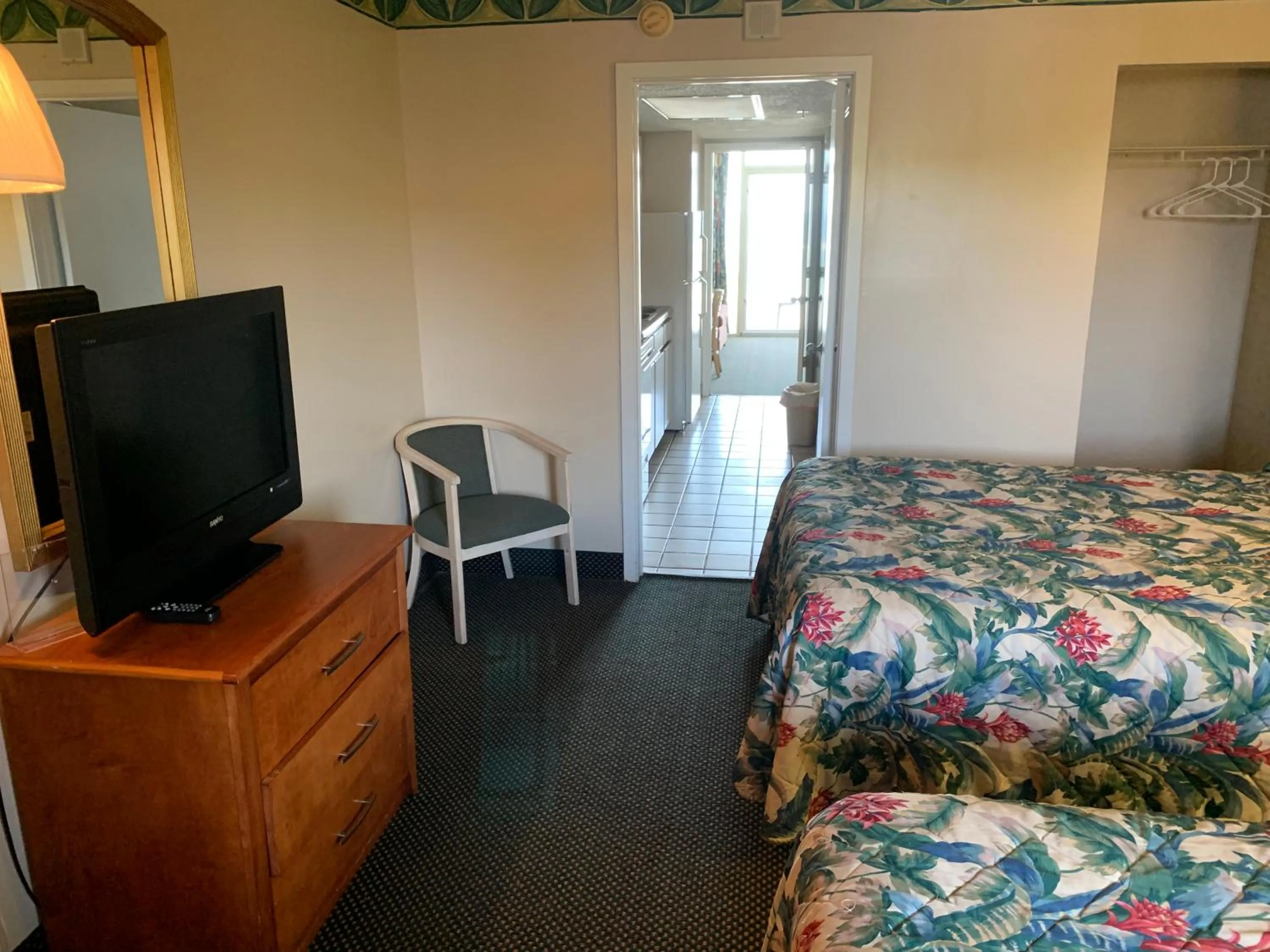 TV and multimedia in Sea Dip Oceanfront