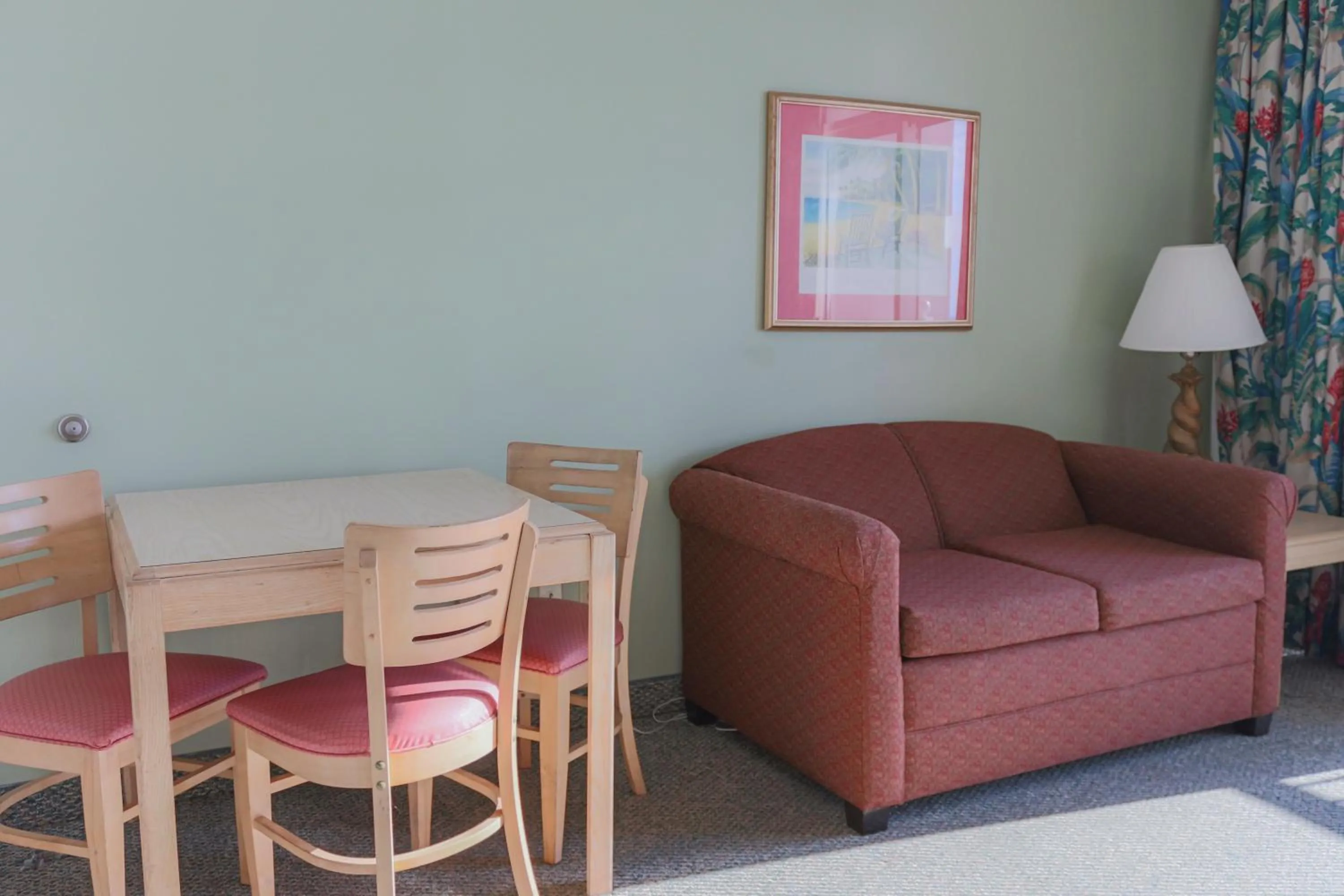 Dining area in Sea Dip Oceanfront
