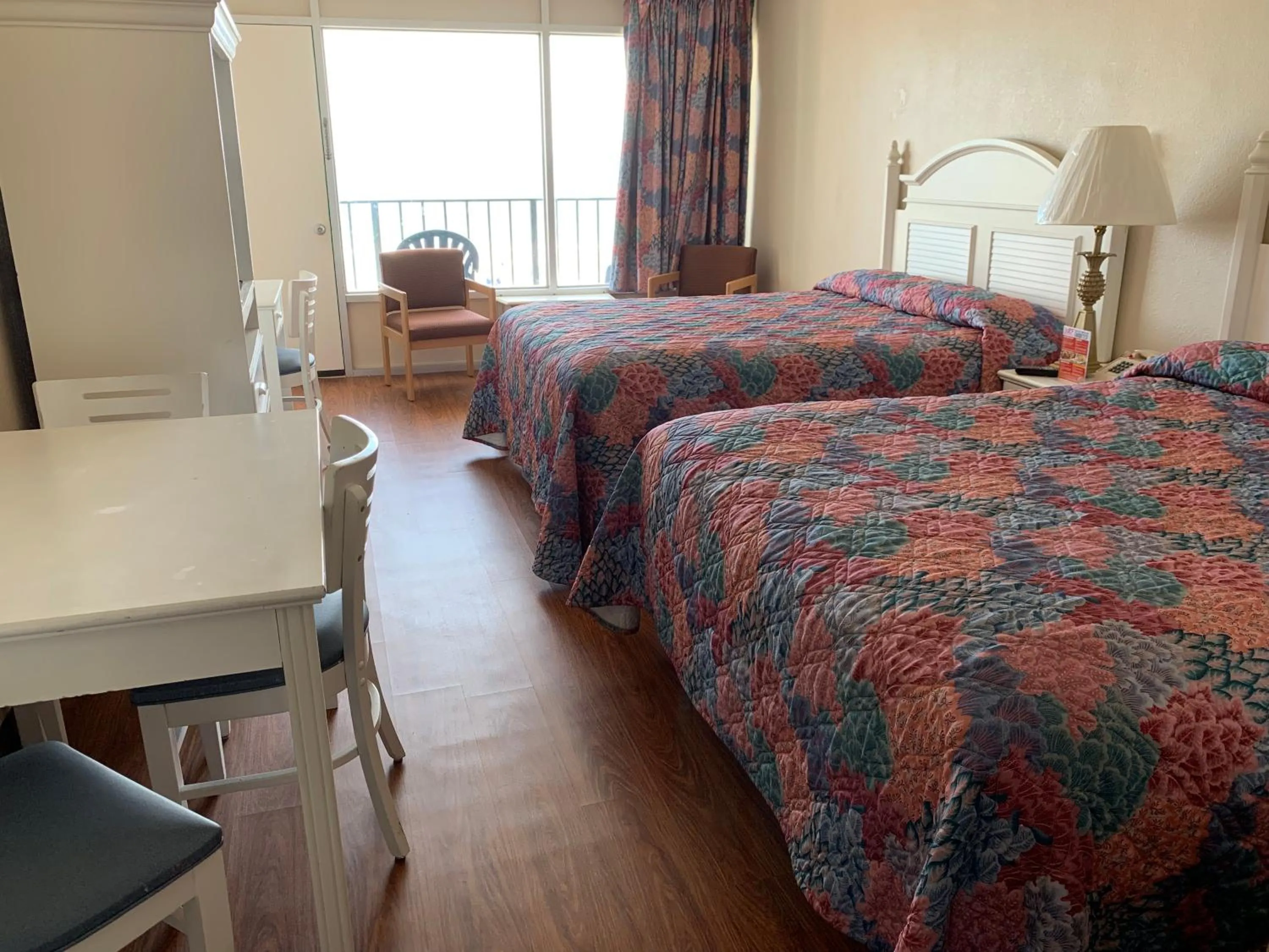 Bed in Sea Dip Oceanfront