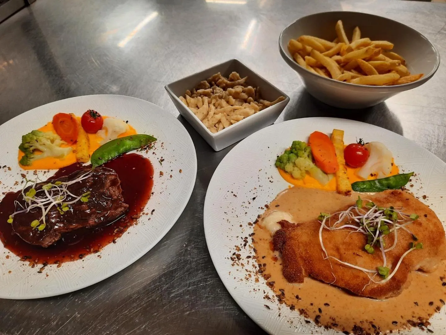 Restaurant/places to eat in Hostellerie Saint Florent