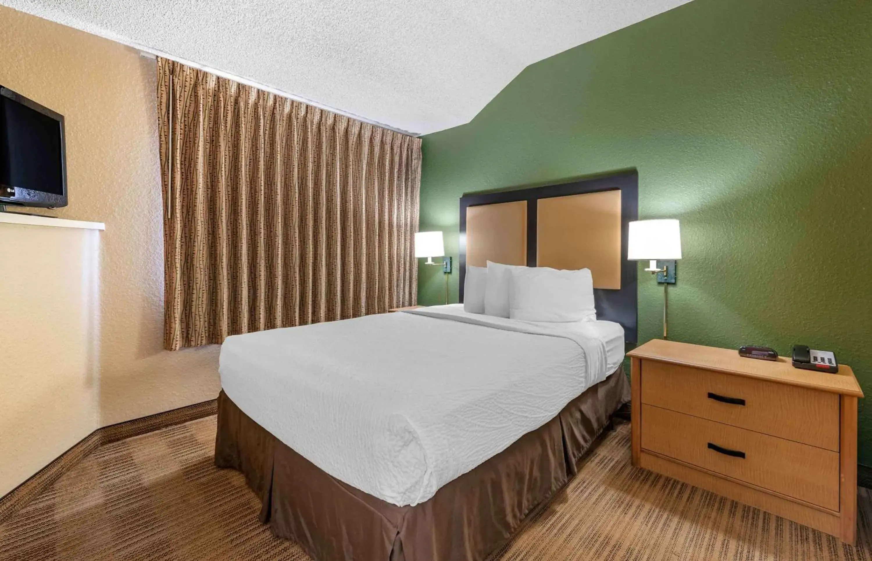 One Bedroom Suite with 1 Queen Bed - Non-Smoking in Extended Stay America Suites - Dallas - Plano Parkway One Bedroom Suite with 1 Queen Bed - Non-Smoking in Extended Stay America Suites - Dallas - Plano Parkway