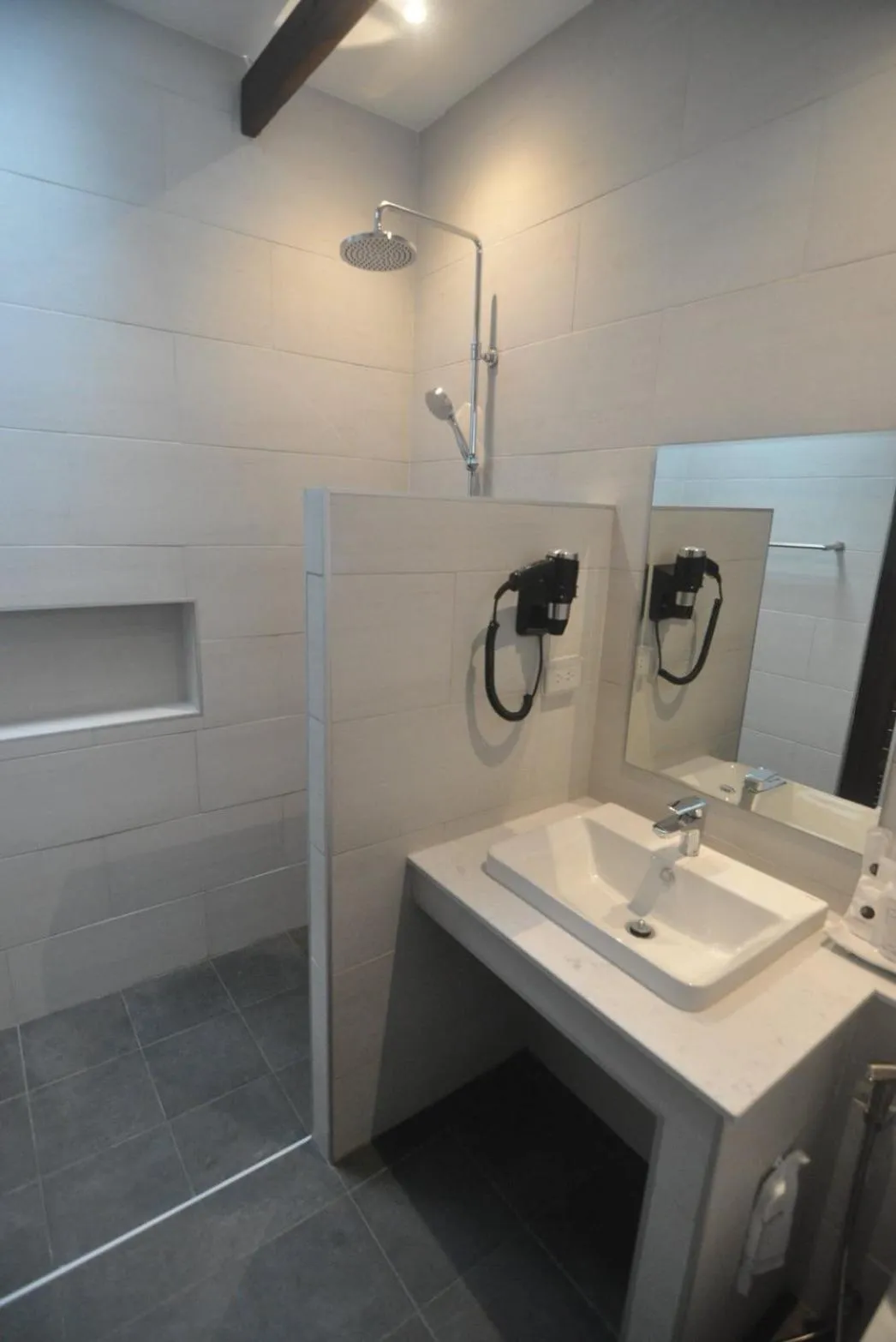 Other in The Eight Ratvithi House