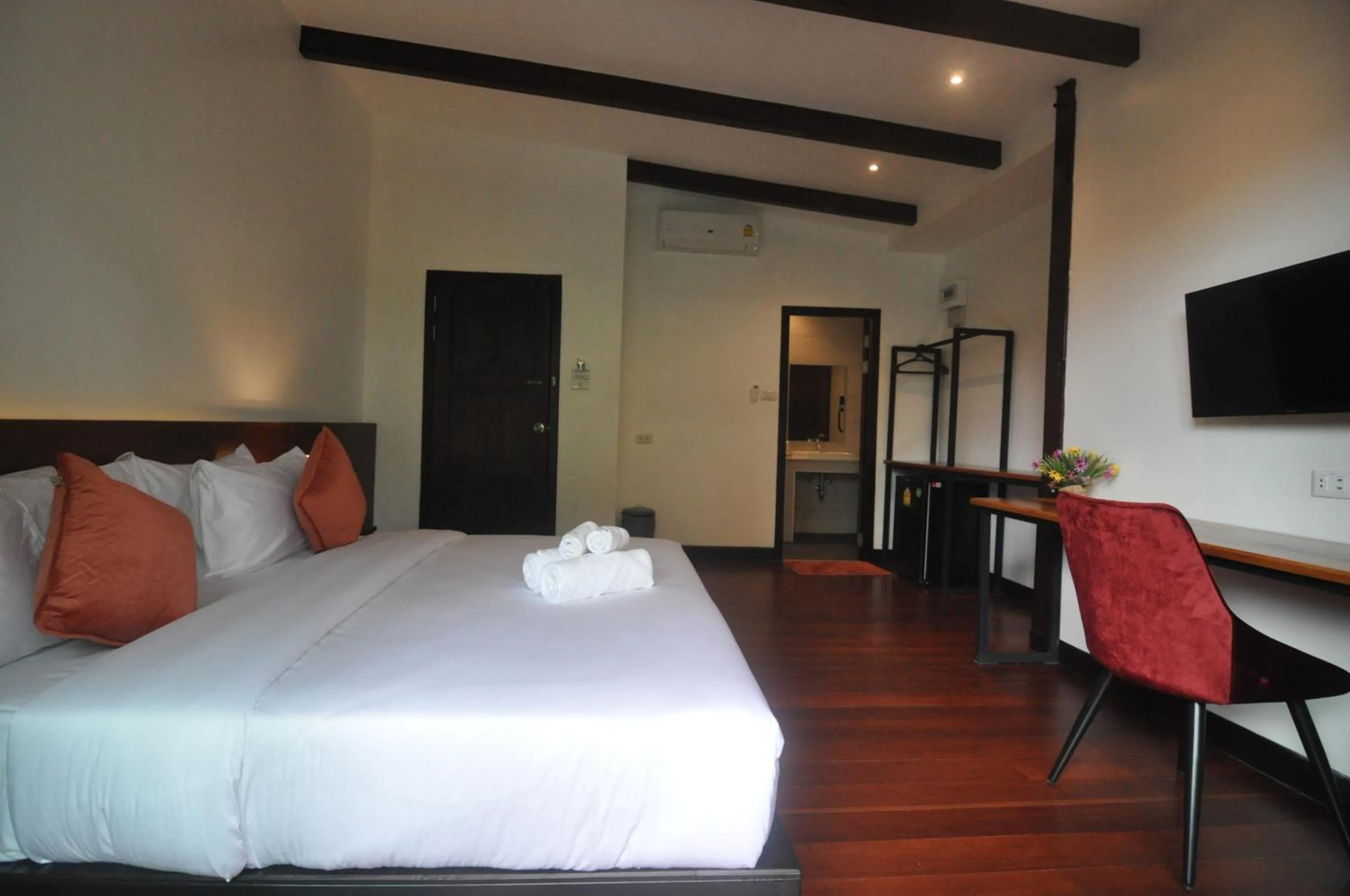 Bed in The Eight Ratvithi House