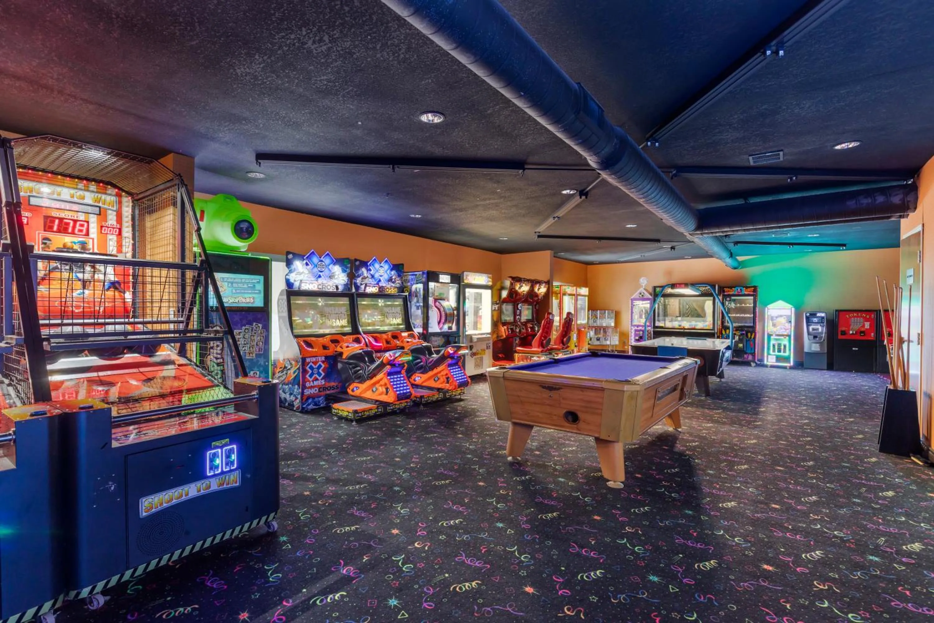 Game Room in Comfort Inn & Suites