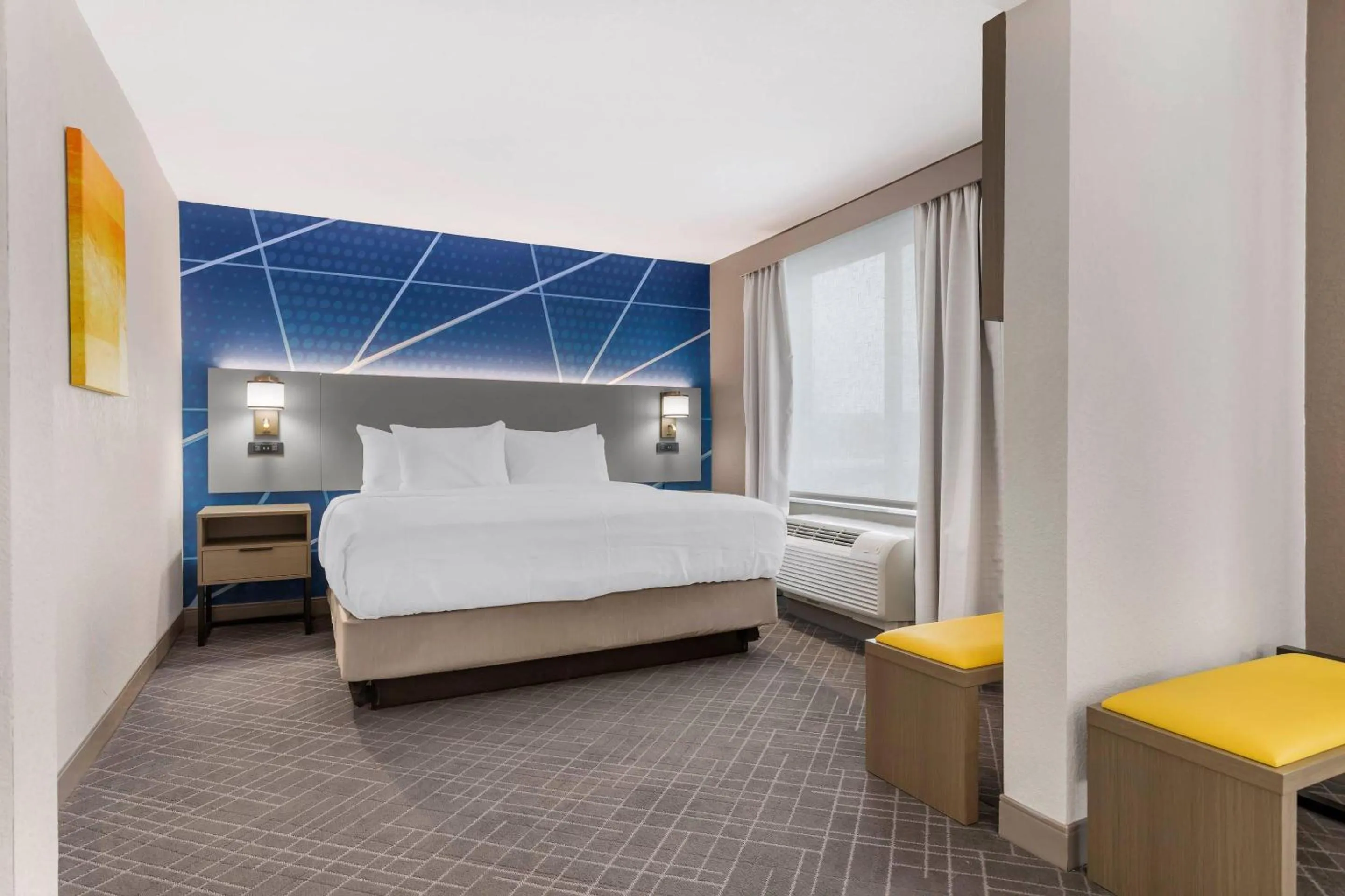 Bedroom, Bed in Comfort Inn & Suites