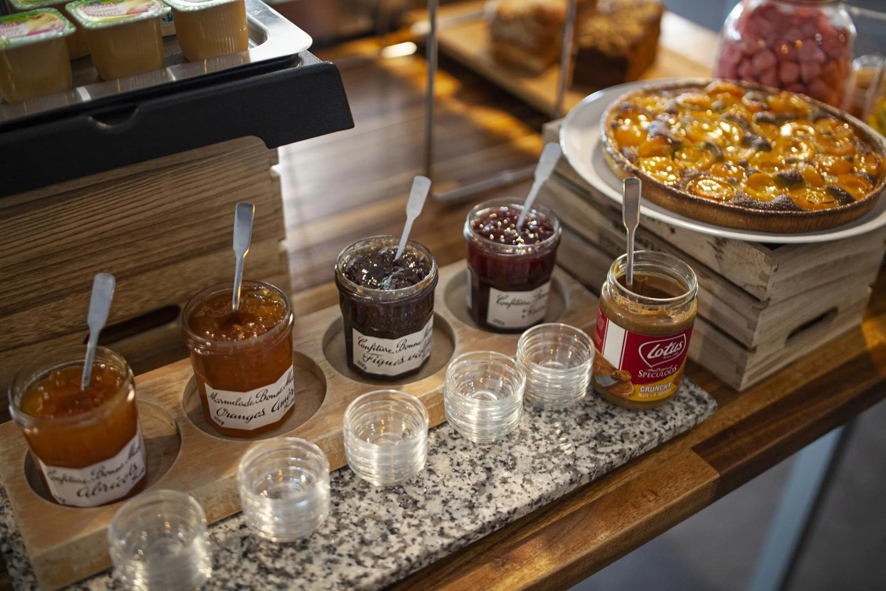 Buffet breakfast in Sure Hotel by Best Western Lille Tourcoing Ex Hotel Garden