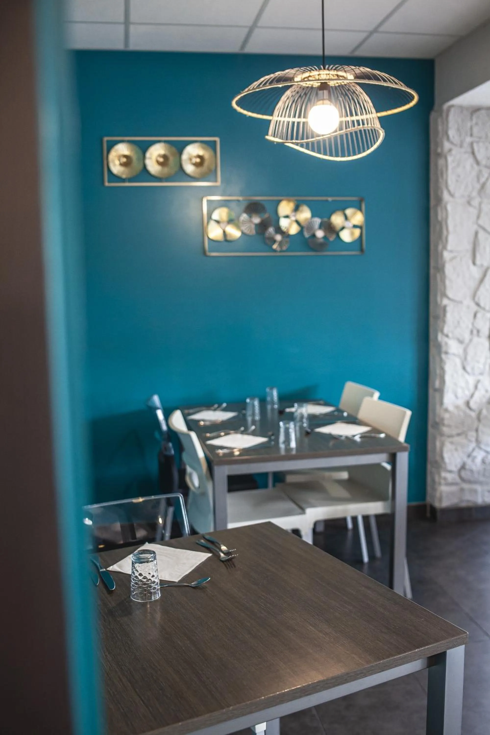 Restaurant/places to eat in Sure Hotel by Best Western Lille Tourcoing Ex Hotel Garden