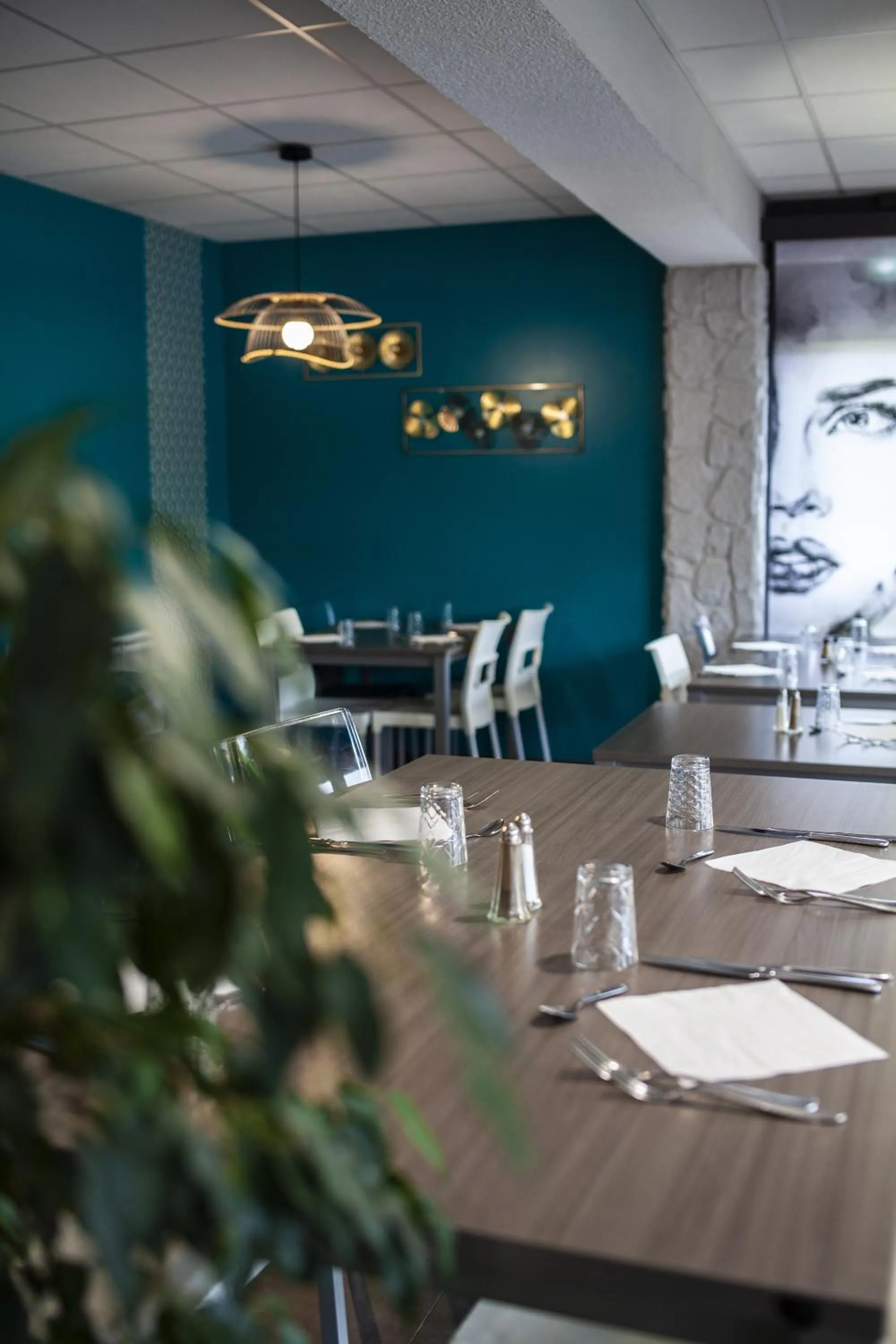 Restaurant/places to eat in Sure Hotel by Best Western Lille Tourcoing Ex Hotel Garden