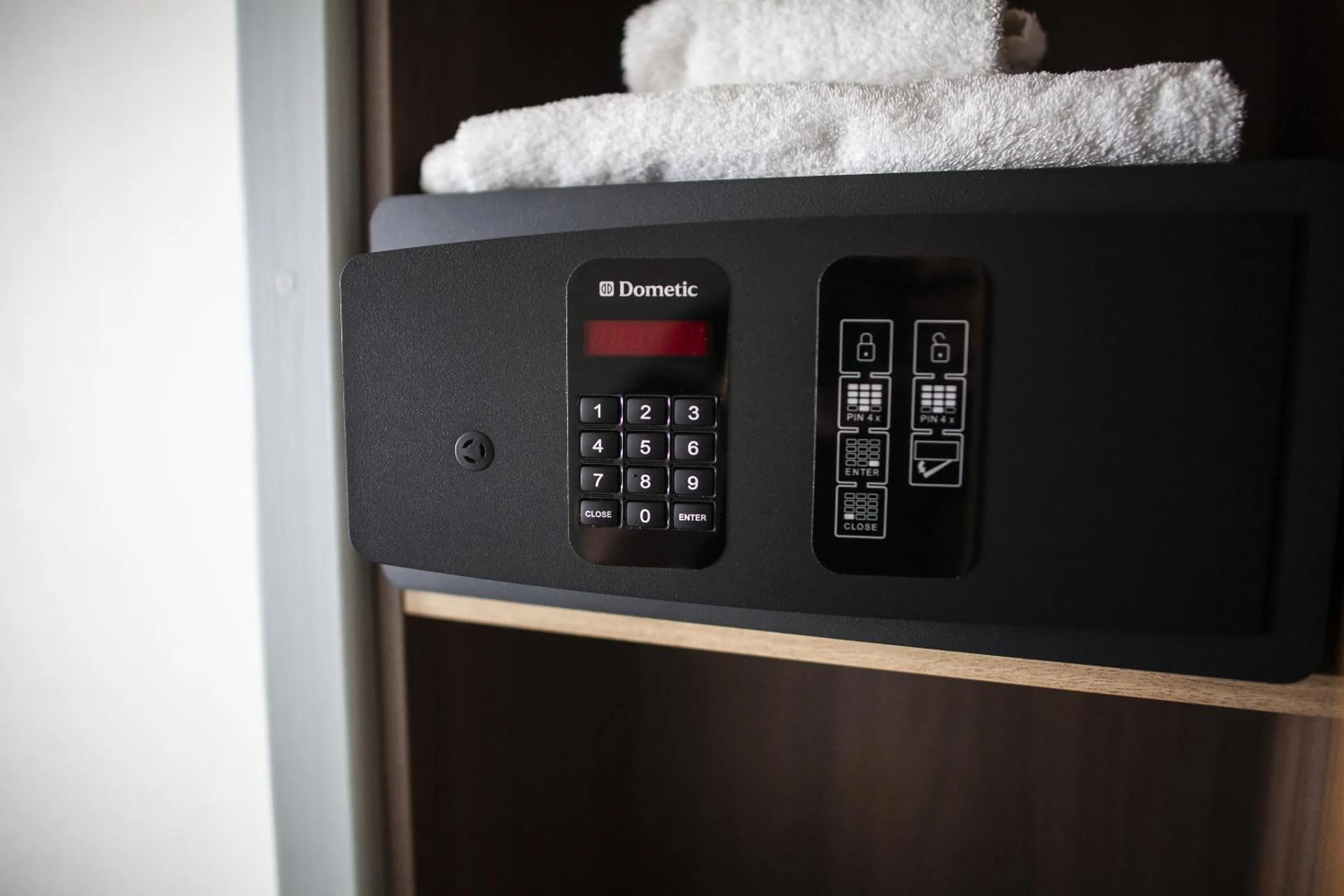 safe in Sure Hotel by Best Western Lille Tourcoing Ex Hotel Garden