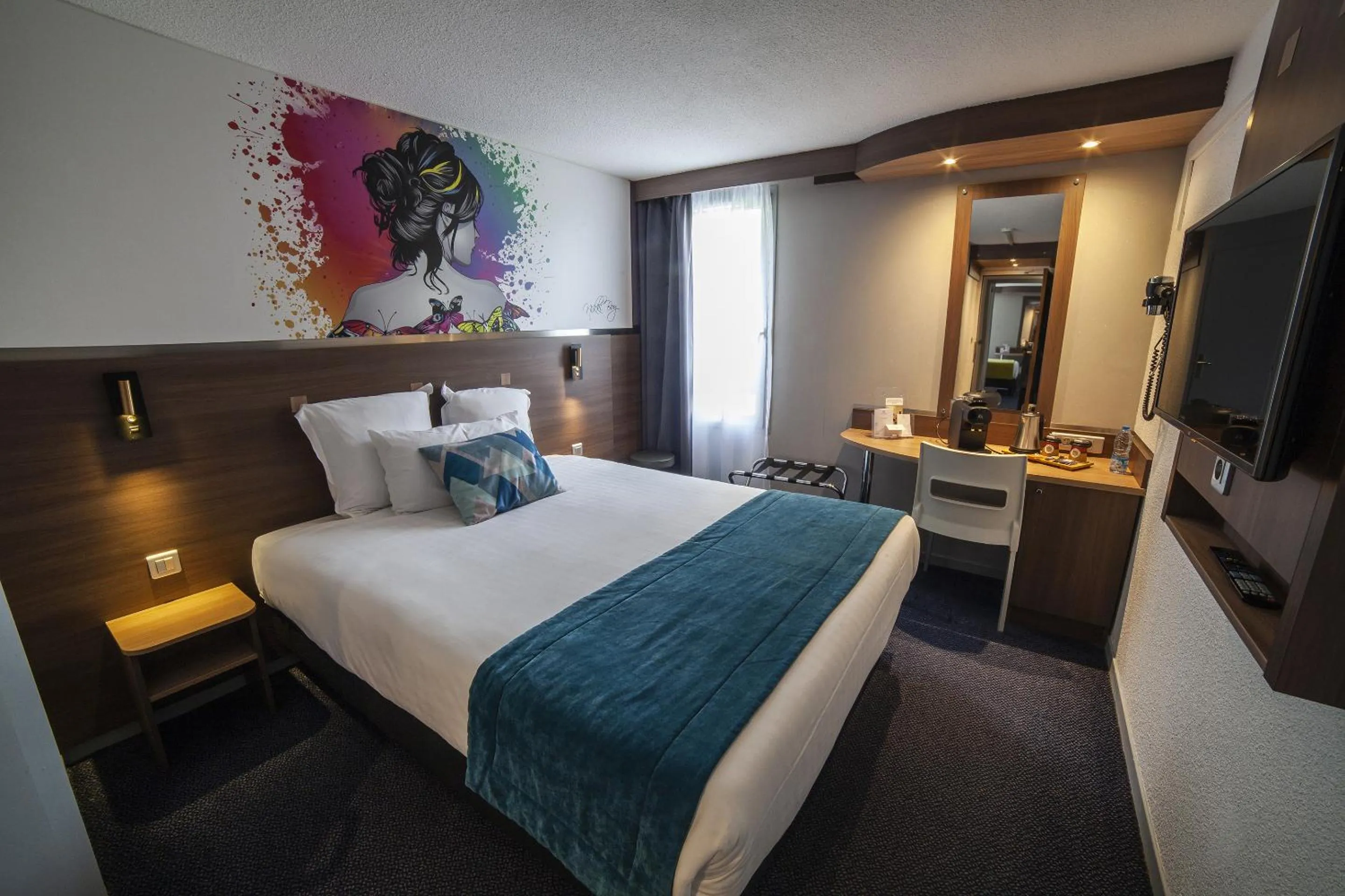 Photo of the whole room, Bed in Sure Hotel by Best Western Lille Tourcoing Ex Hotel Garden