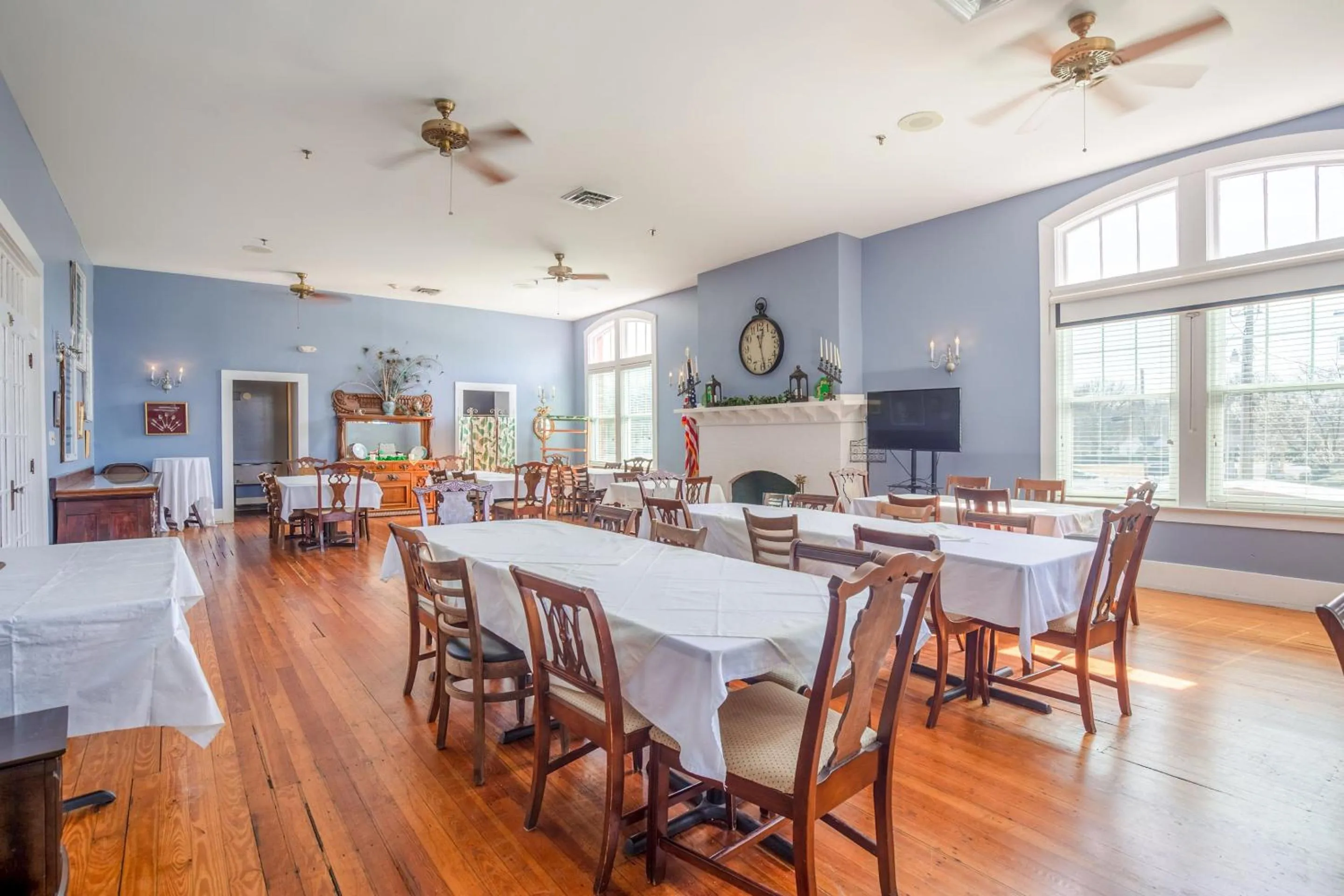 Dining area in The Belmont Inn by OYO