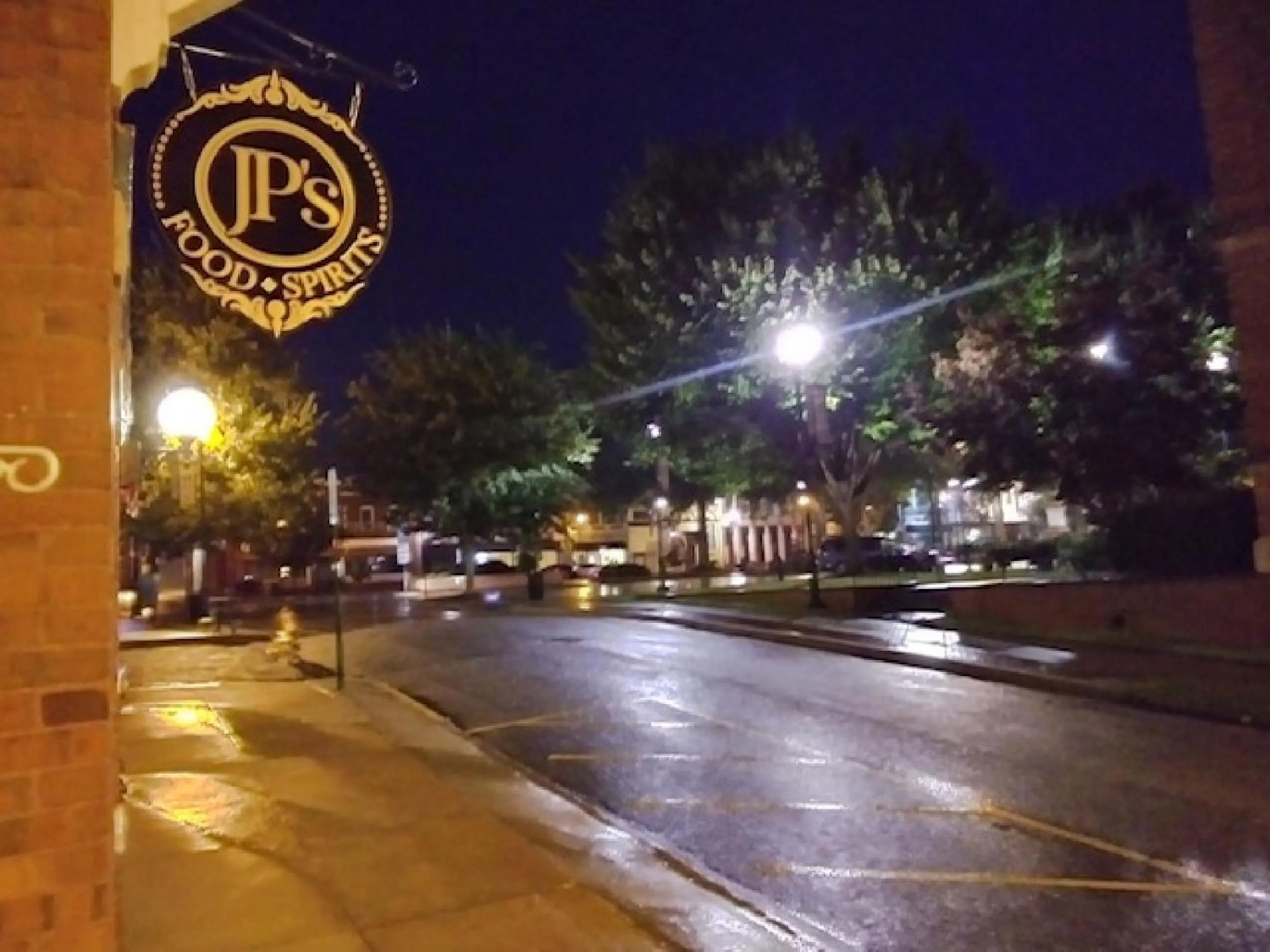 Restaurant/places to eat in The Belmont Inn by OYO