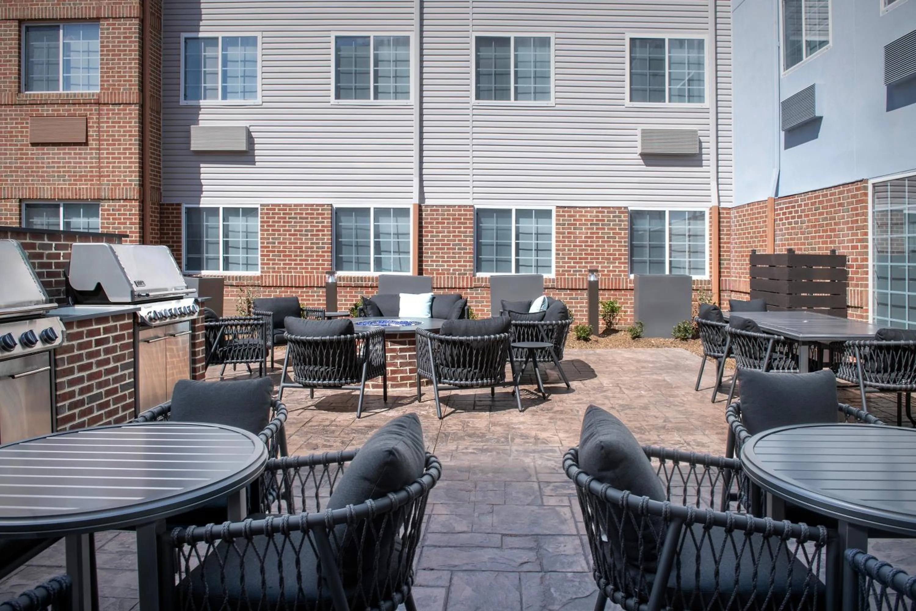 BBQ facilities in TownePlace Suites by Marriott Annapolis