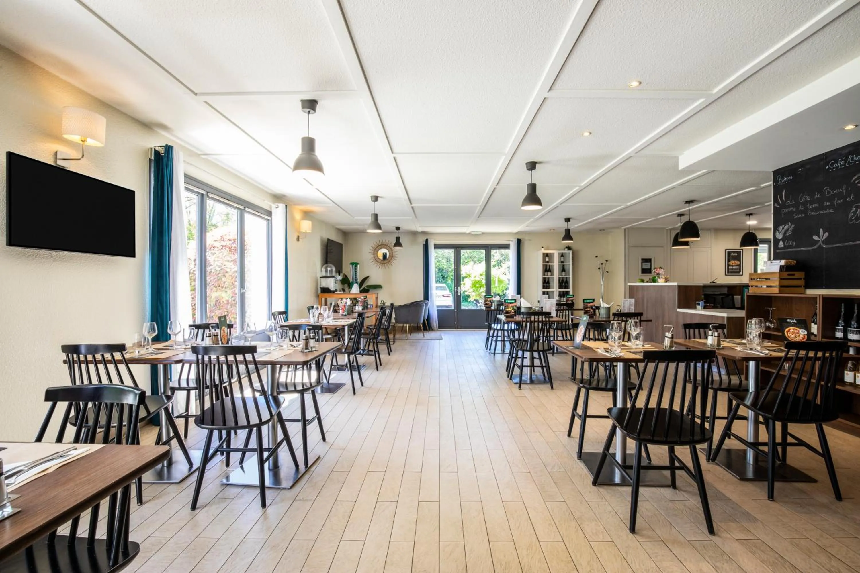 Restaurant/places to eat in Hôtel Campanile Strasbourg Aéroport Lingolsheim