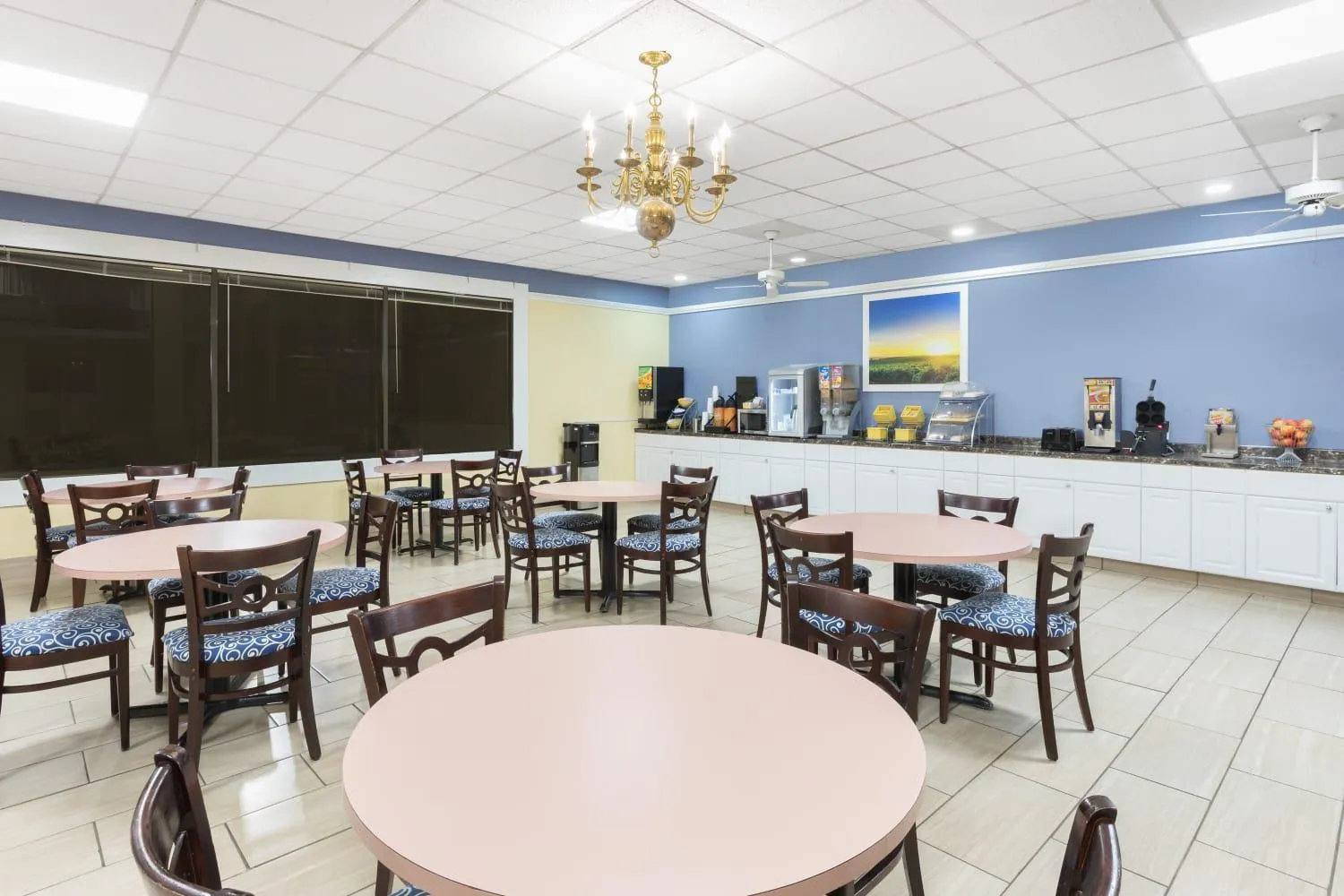 Breakfast in Days Inn by Wyndham Orangeburg South