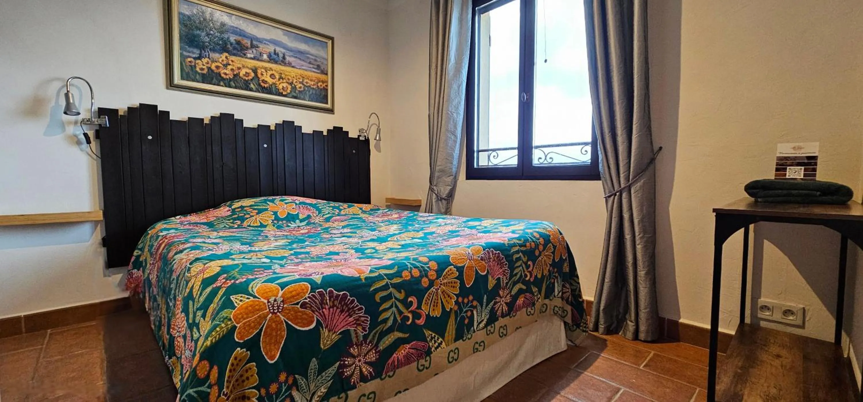 Bedroom, Bed in Villa Tropez Chambres d'hôtes