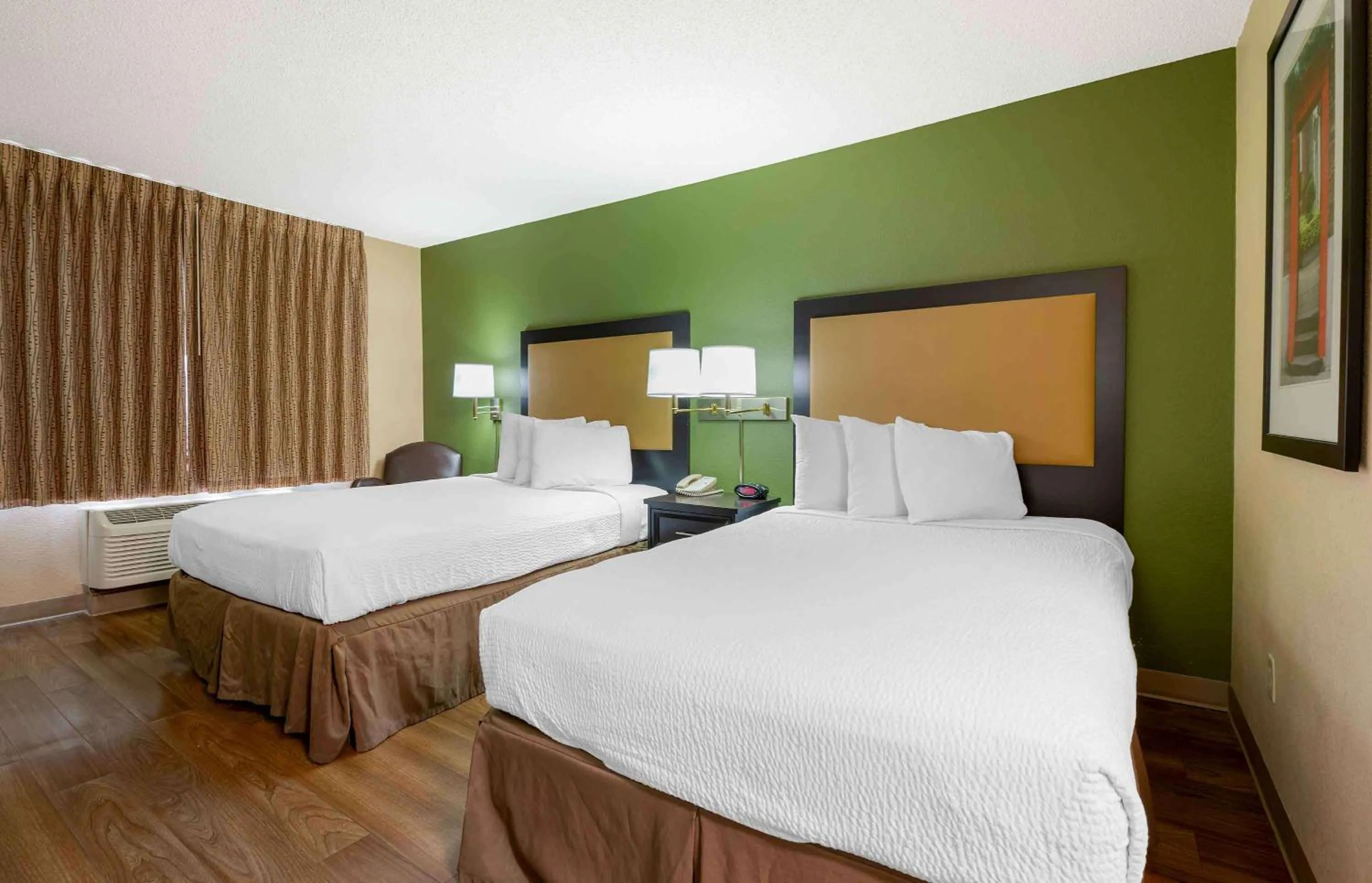 Bedroom, Bed in Extended Stay America Select Suites - Columbus - Worthington