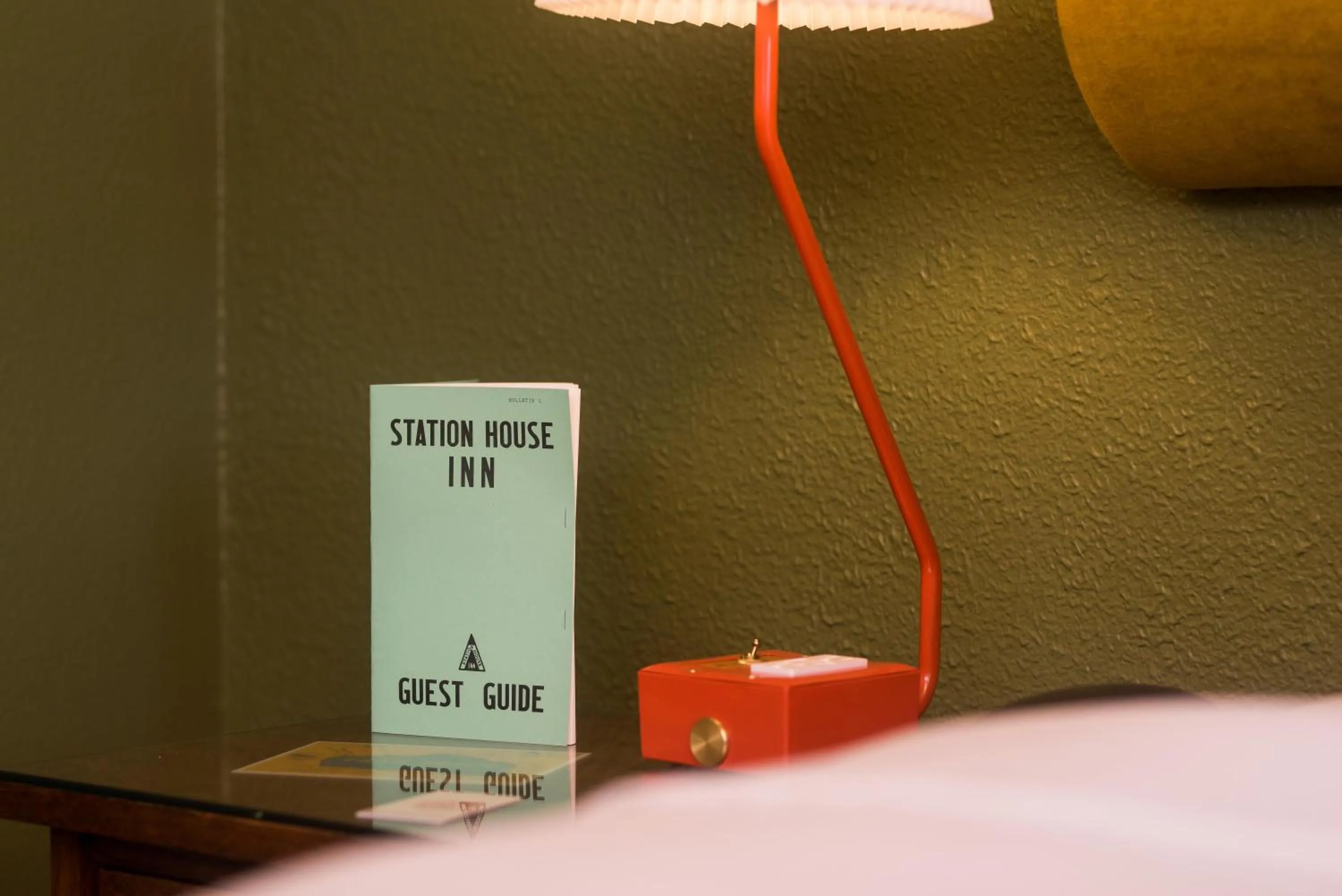 Photo of the whole room, Bed in Station House Inn South Lake Tahoe