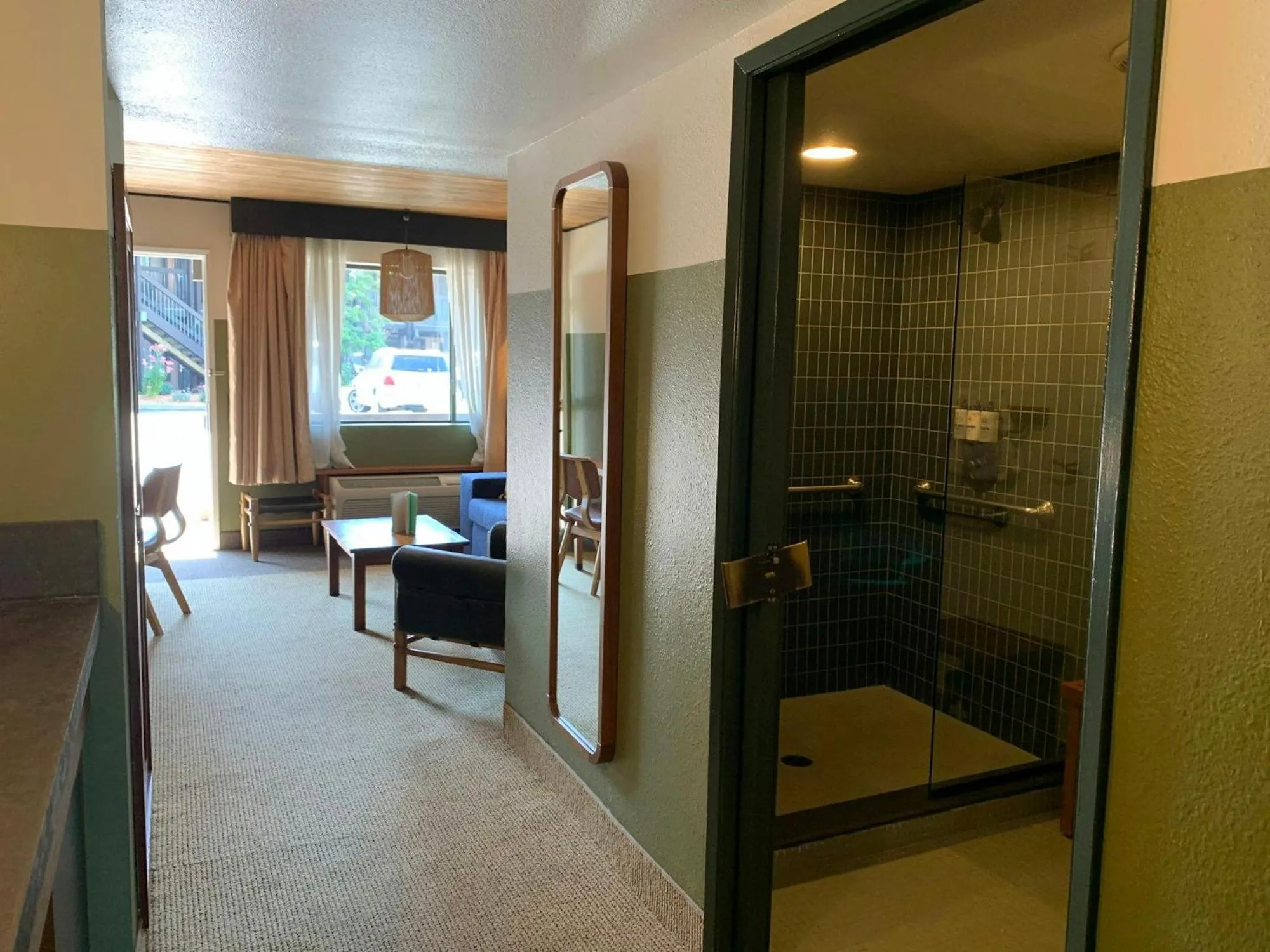 Shower in Station House Inn South Lake Tahoe