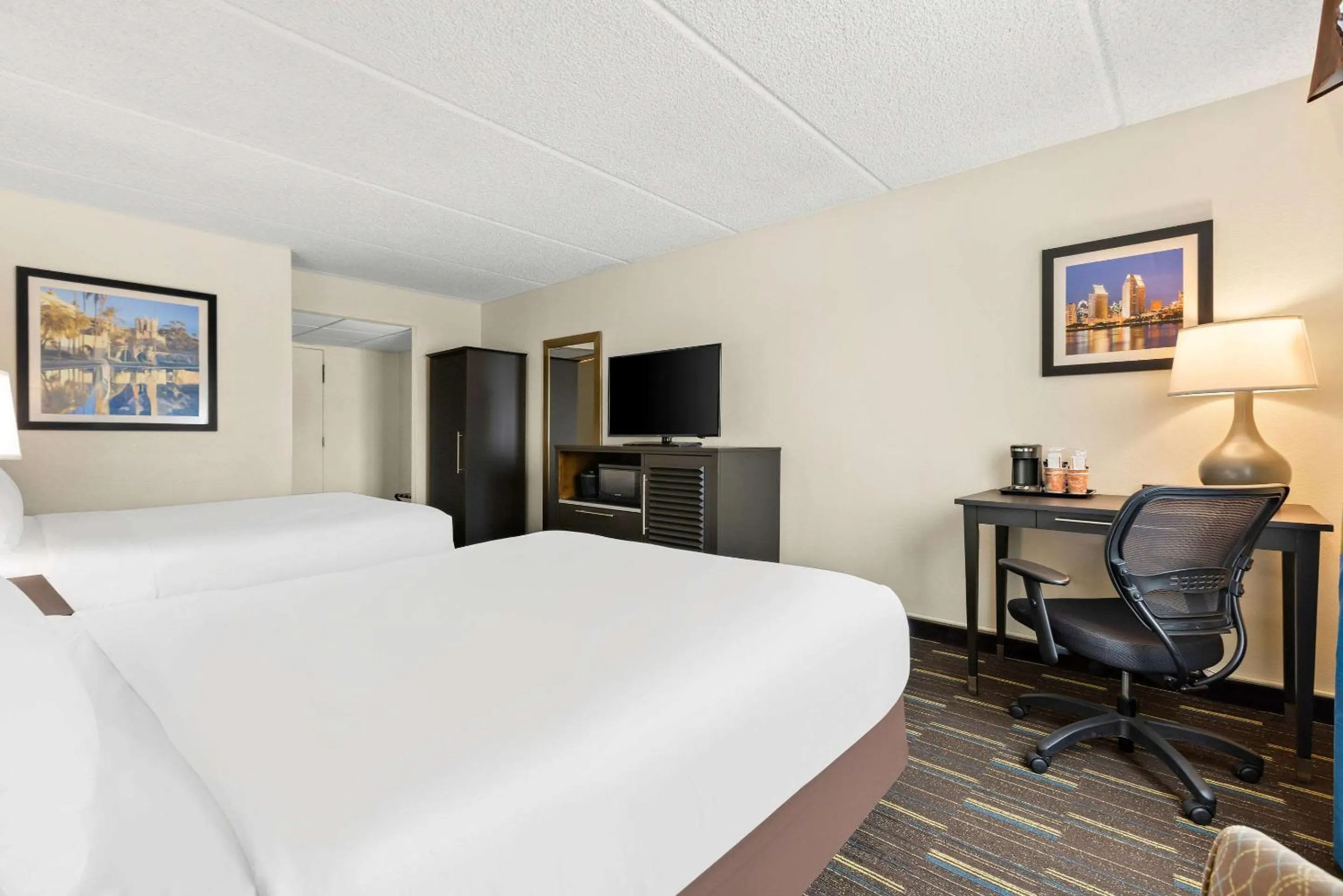 Bedroom, Bed in Comfort Inn Chula Vista San Diego South