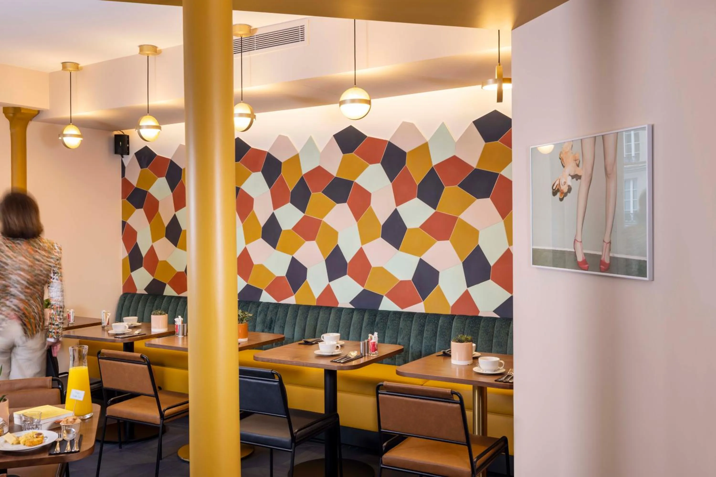 Restaurant/places to eat in Paris Art Hotel Quartier Latin by Malone