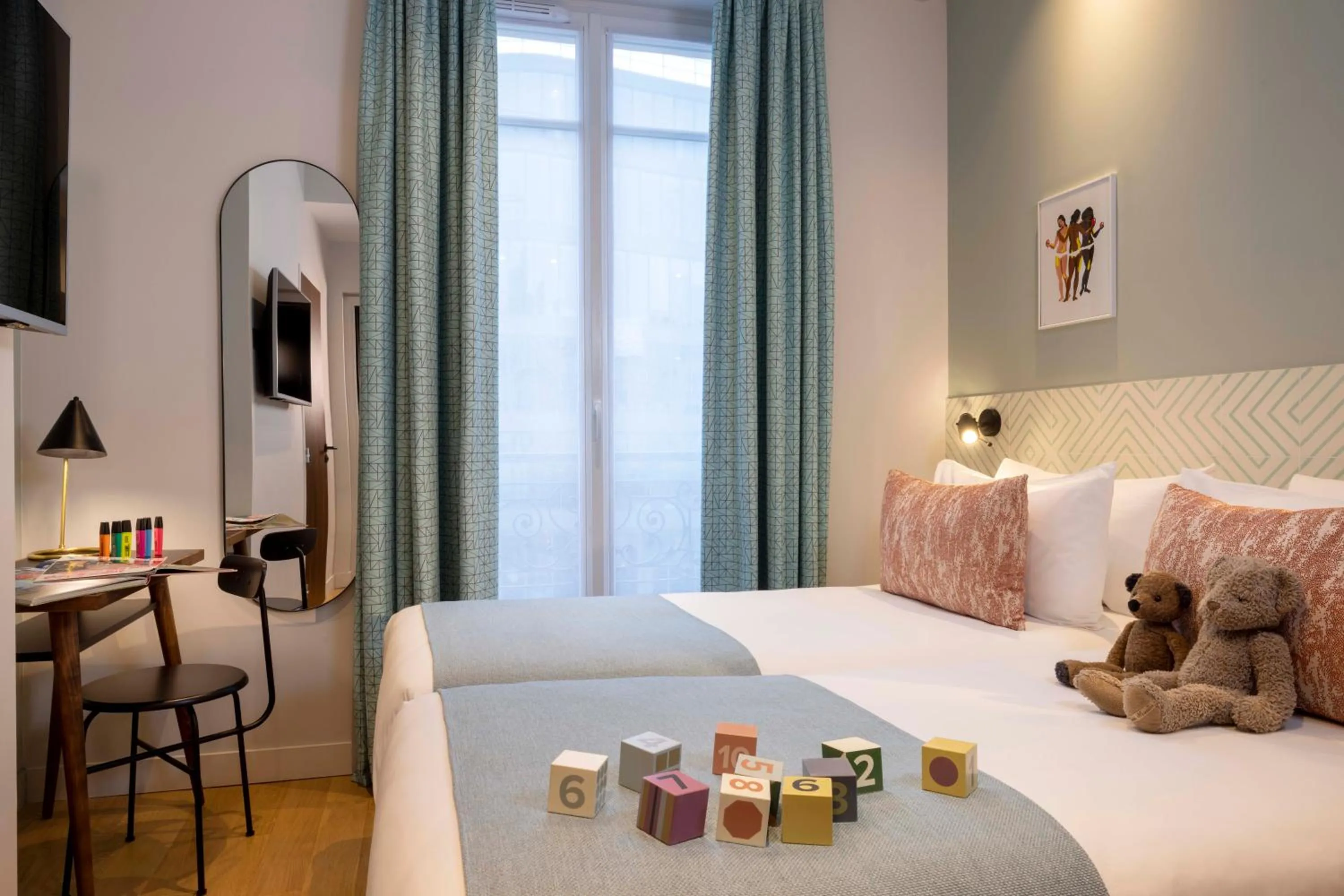 Bed in Paris Art Hotel Quartier Latin by Malone