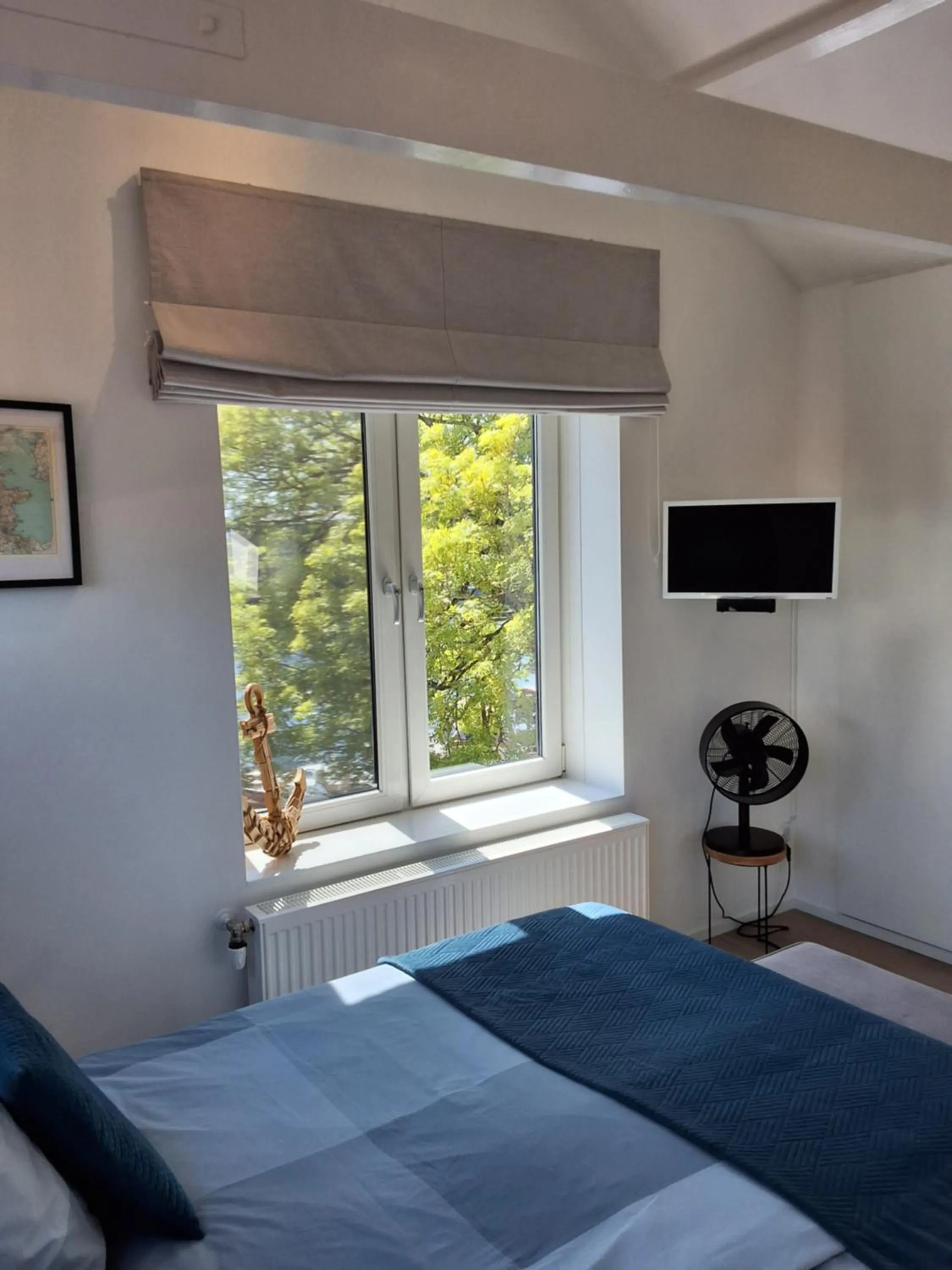 TV and multimedia, Bed in Appartement Havenzicht
