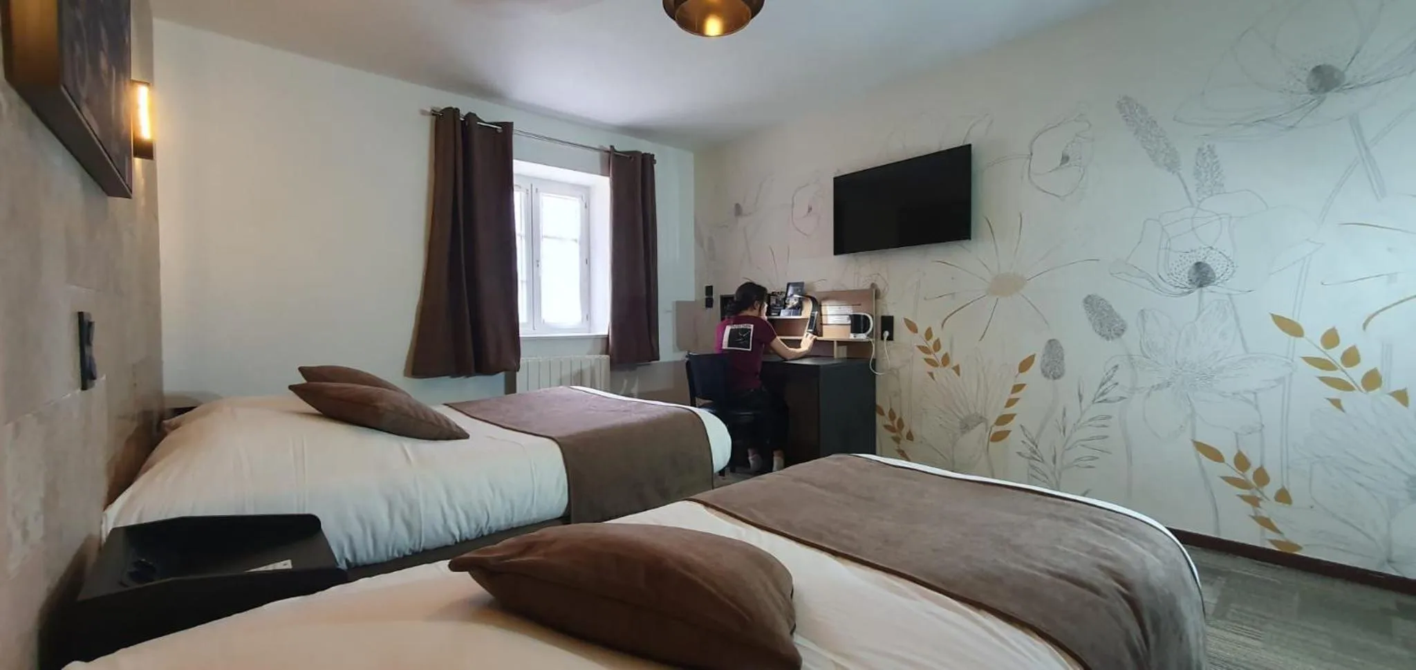 Bedroom, Bed in Hôtel du Moulin de la Brevette